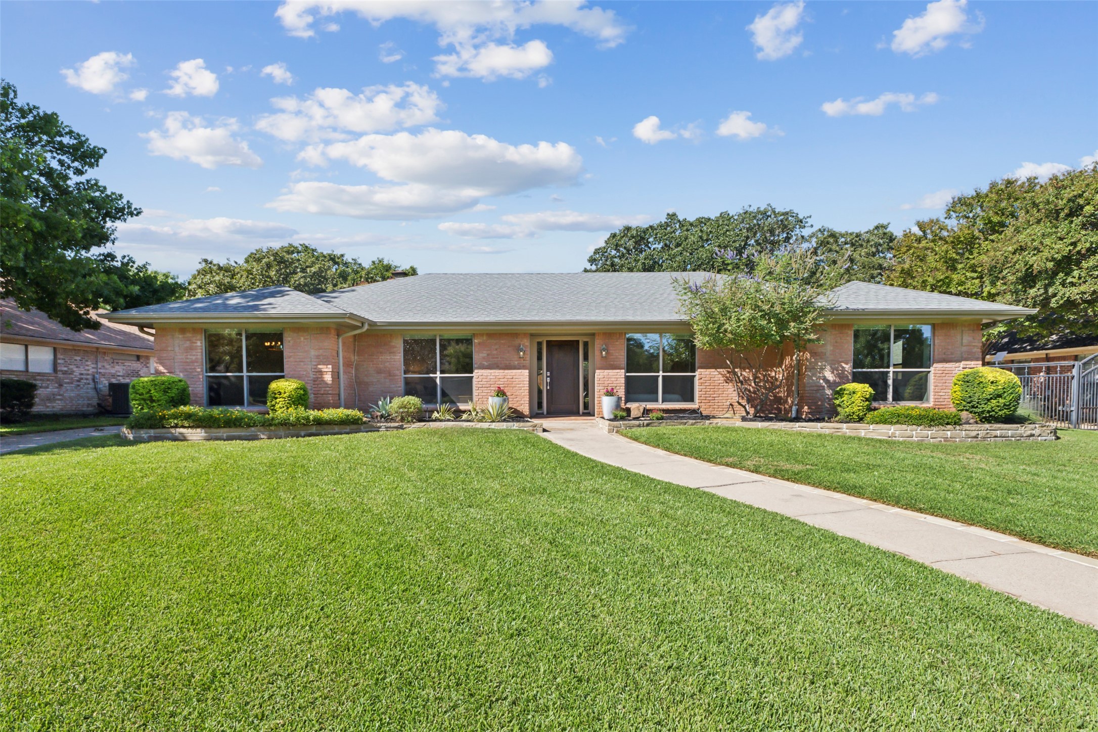 10 Valley Wood Court