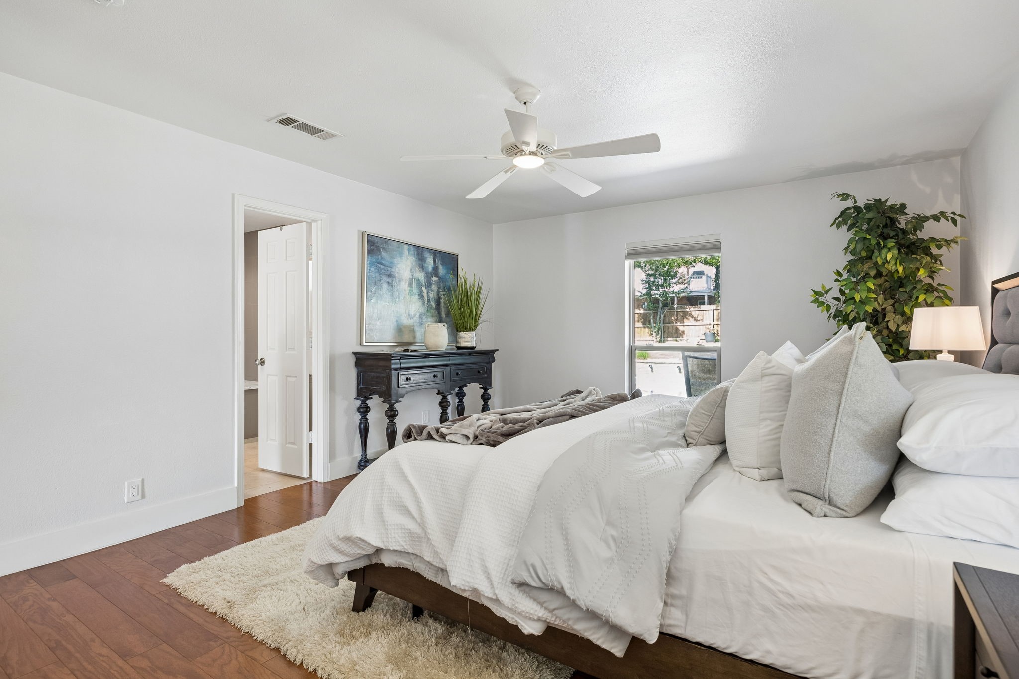 10 Valley Wood Court