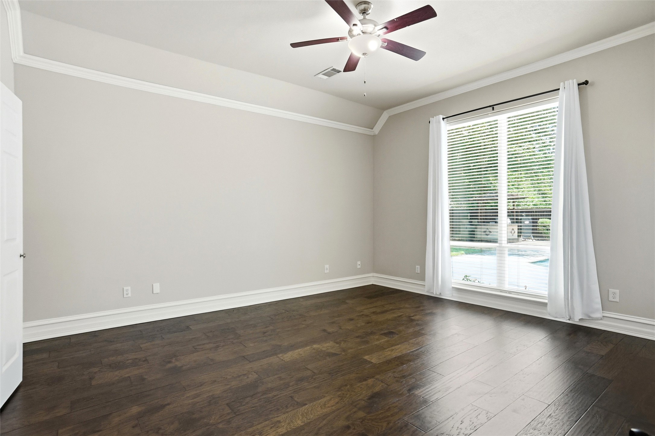 801 Ridgedale Court