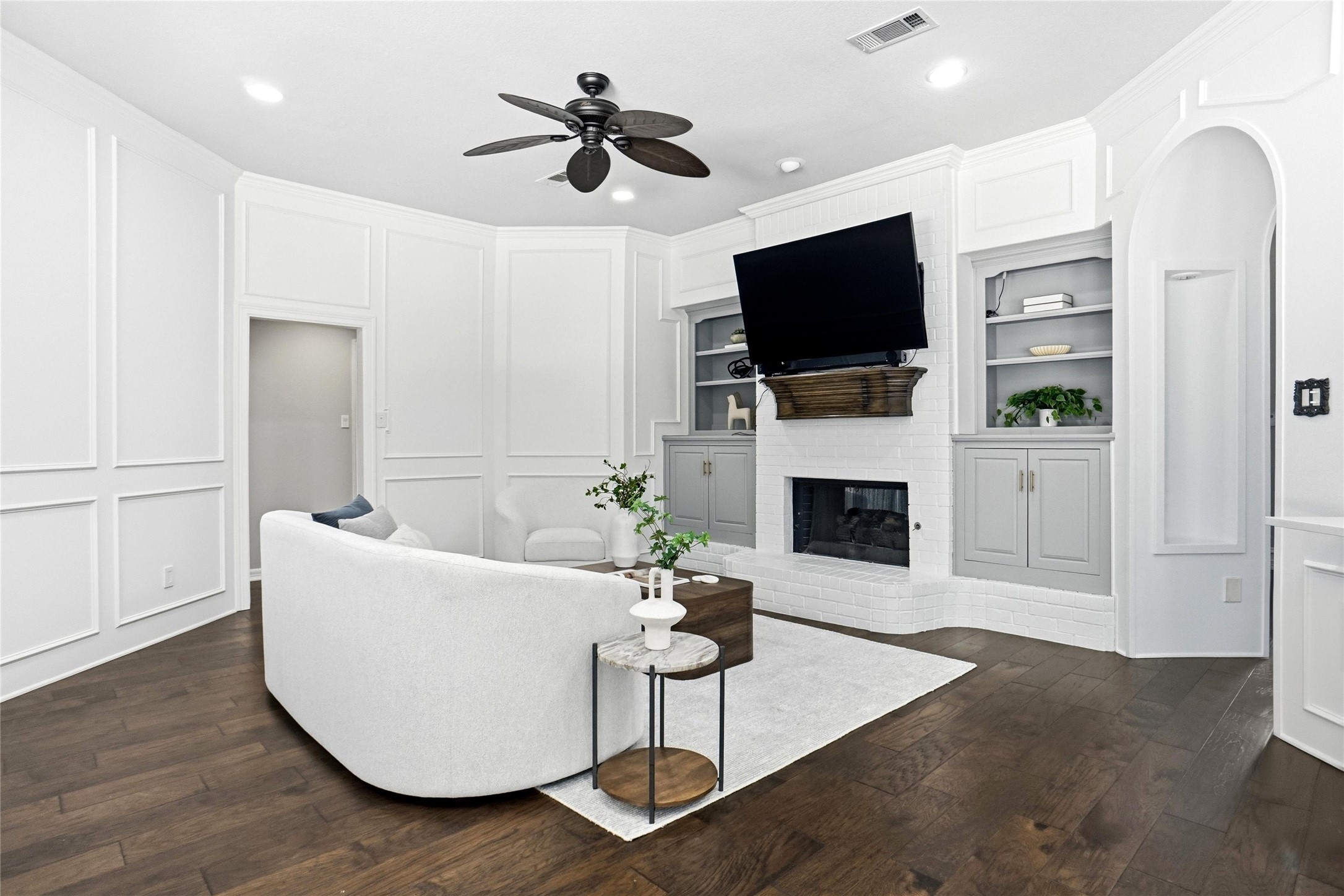 801 Ridgedale Court