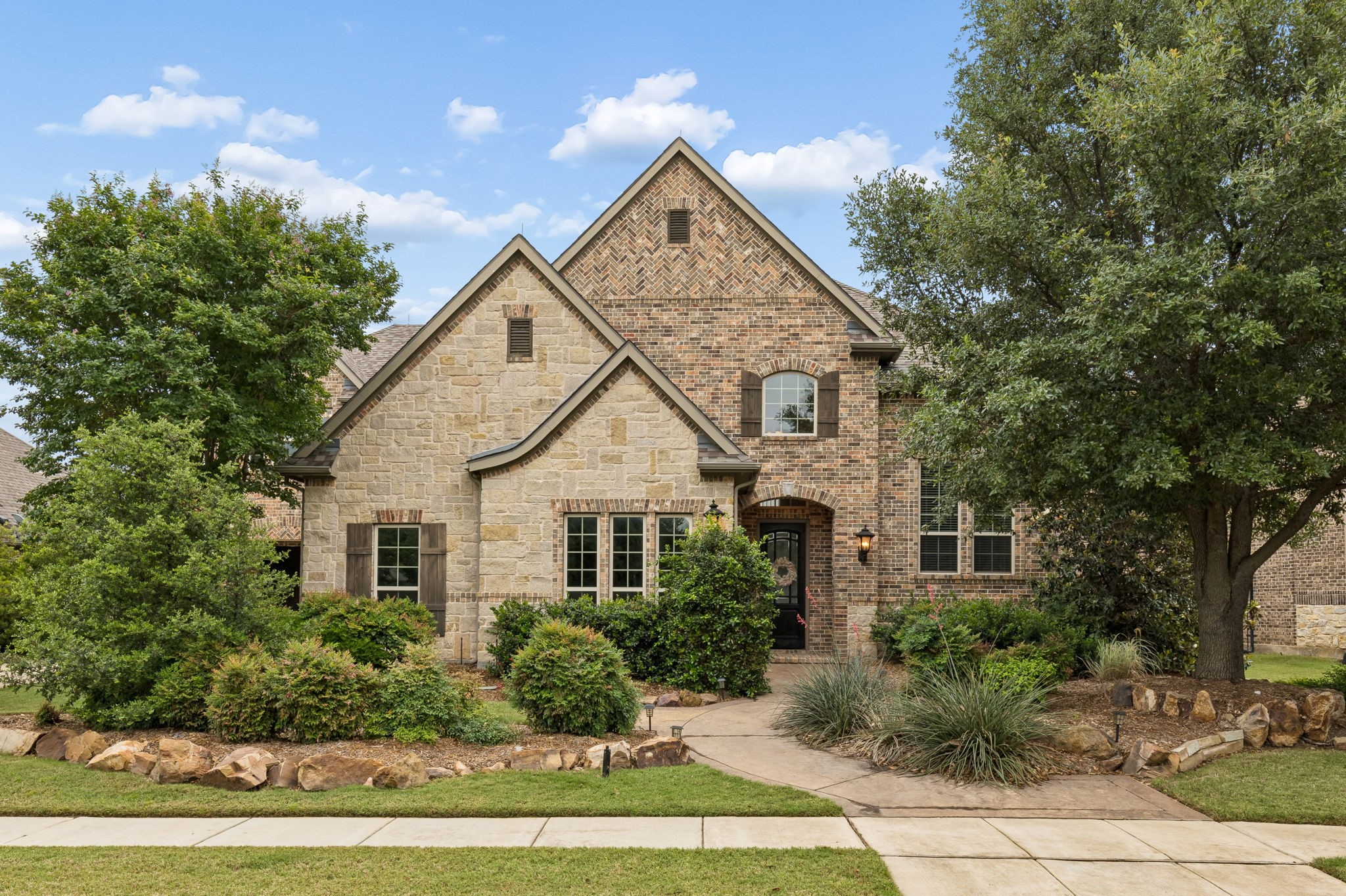 2220 Trophy Club Drive