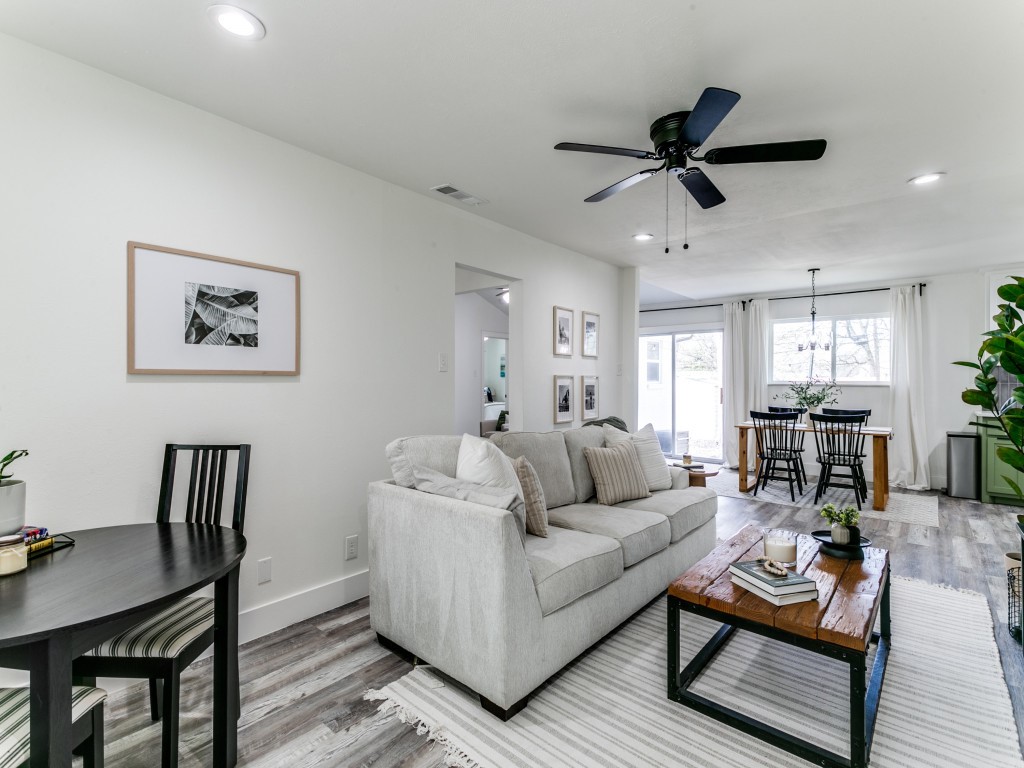 708 Oakwood Drive