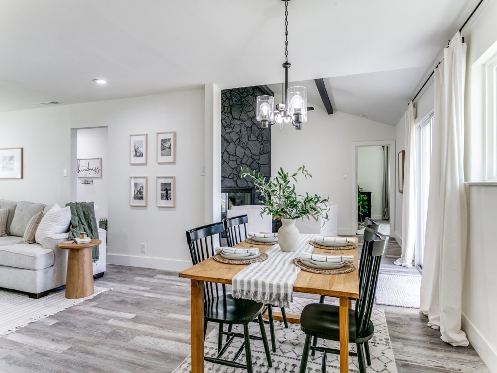 708 Oakwood Drive