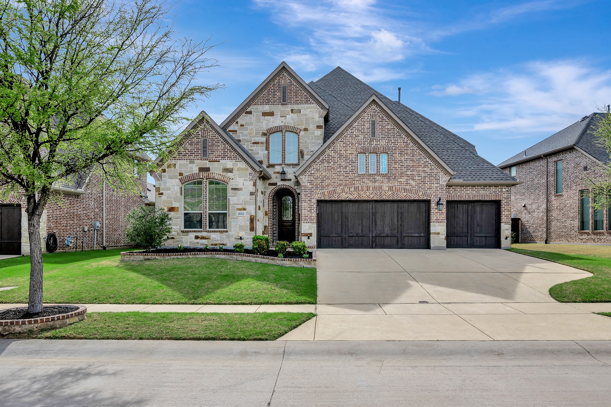 1052 Highpoint Way