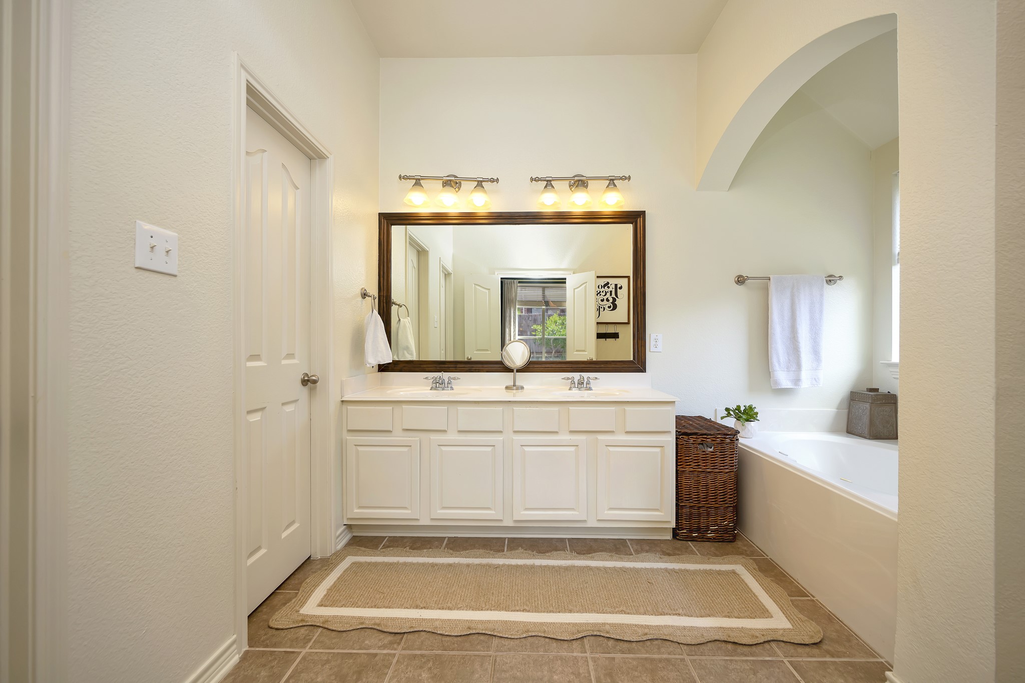 12620 Travers Trail