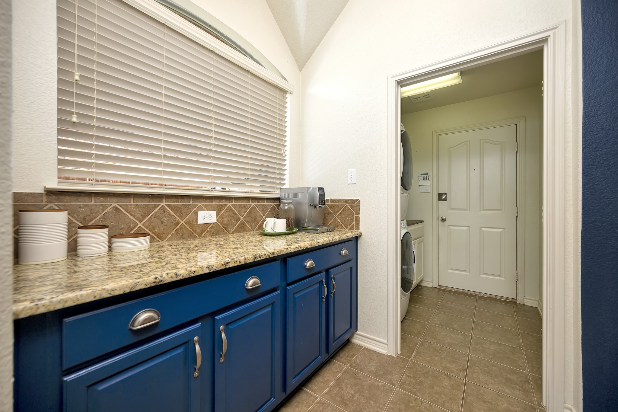 12620 Travers Trail