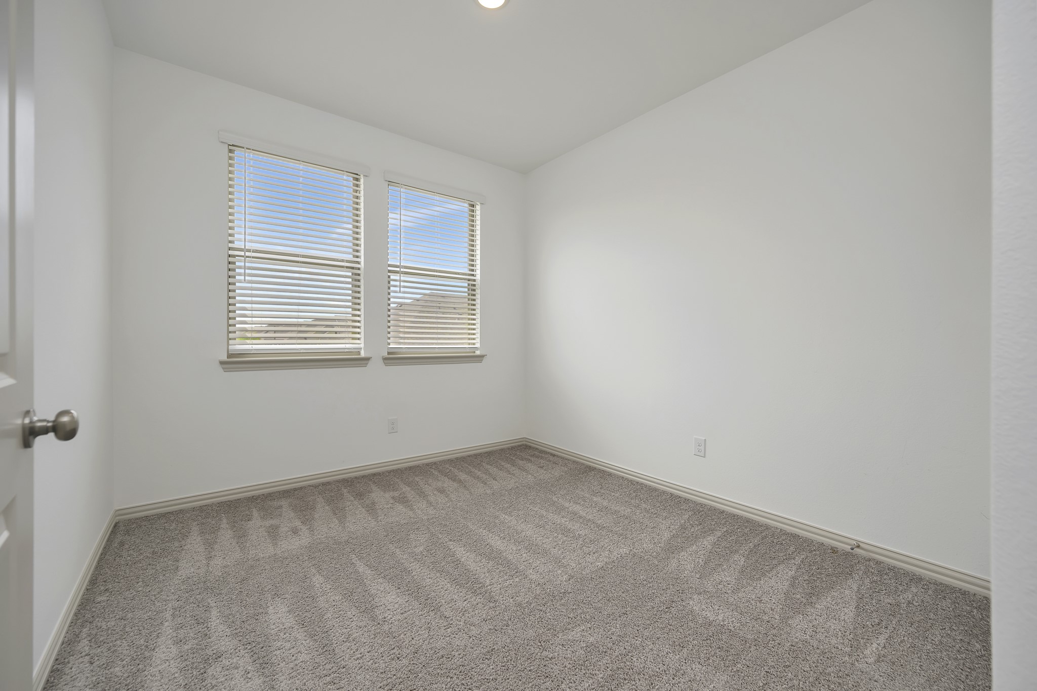 425 Parkside Drive