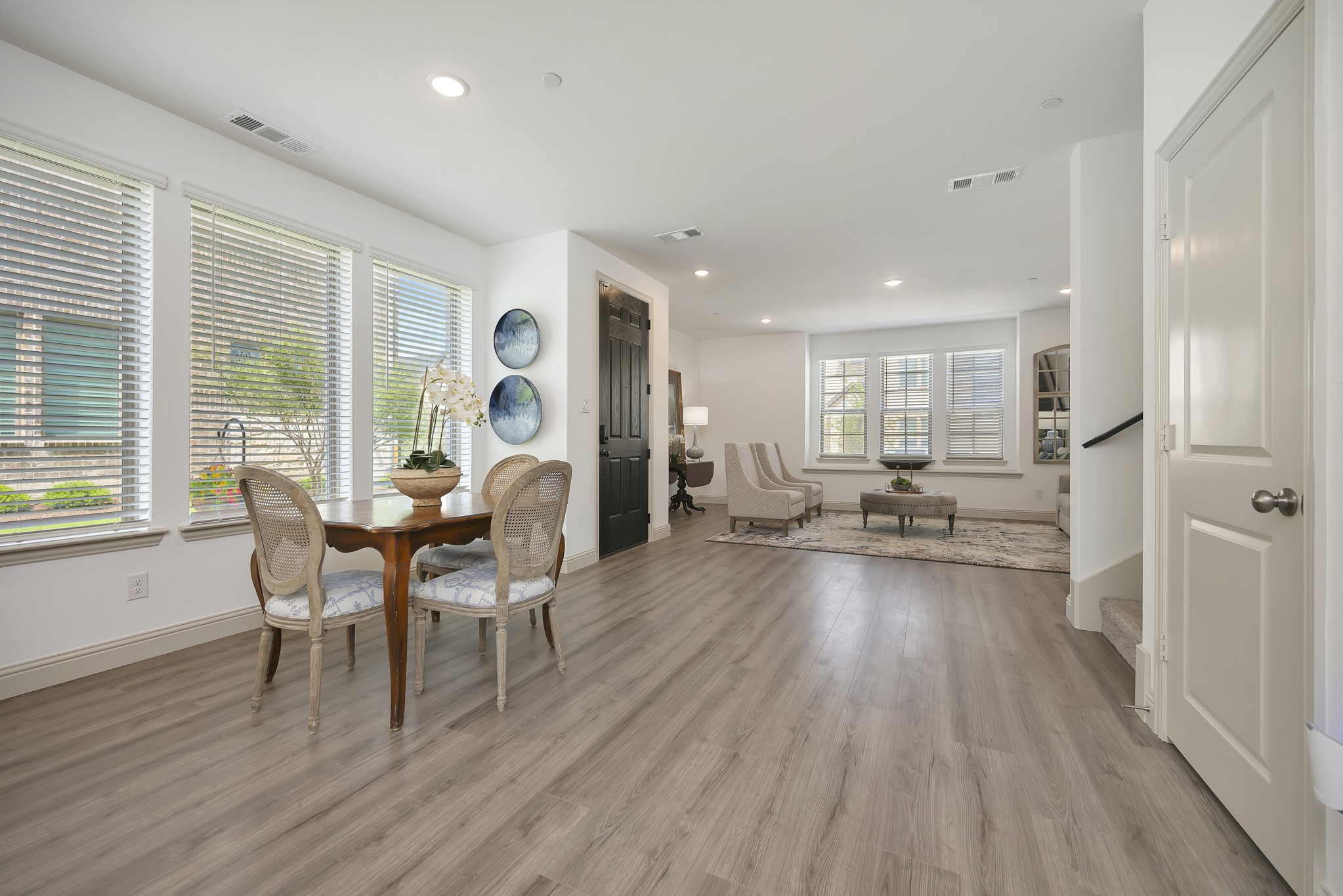 425 Parkside Drive