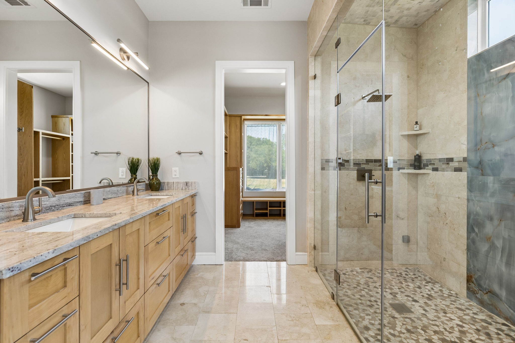 2216 Virginia Lane
