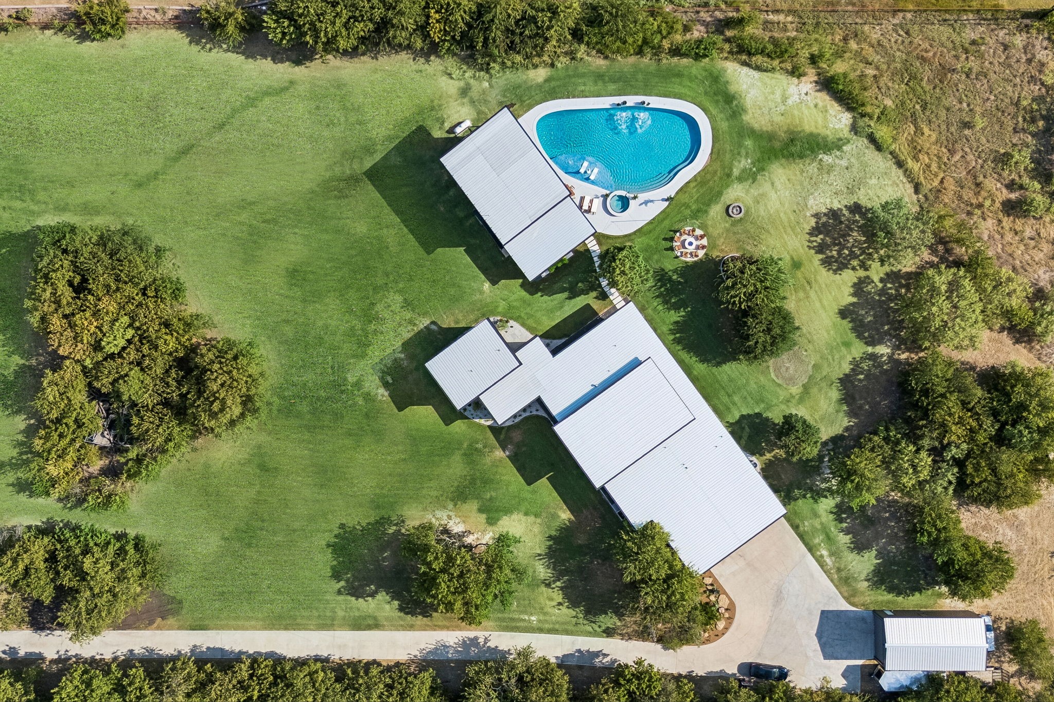 2216 Virginia Lane