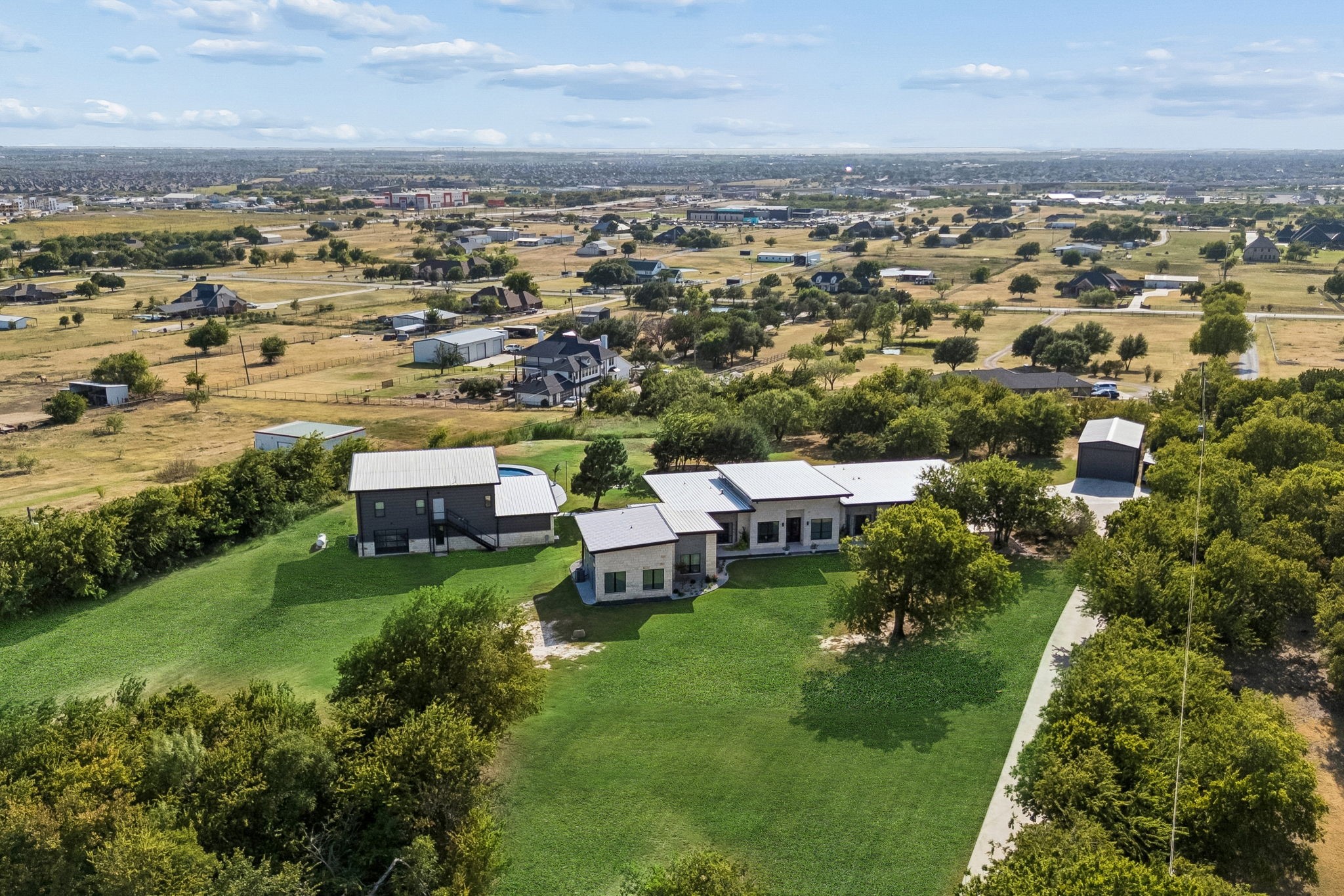 2216 Virginia Lane