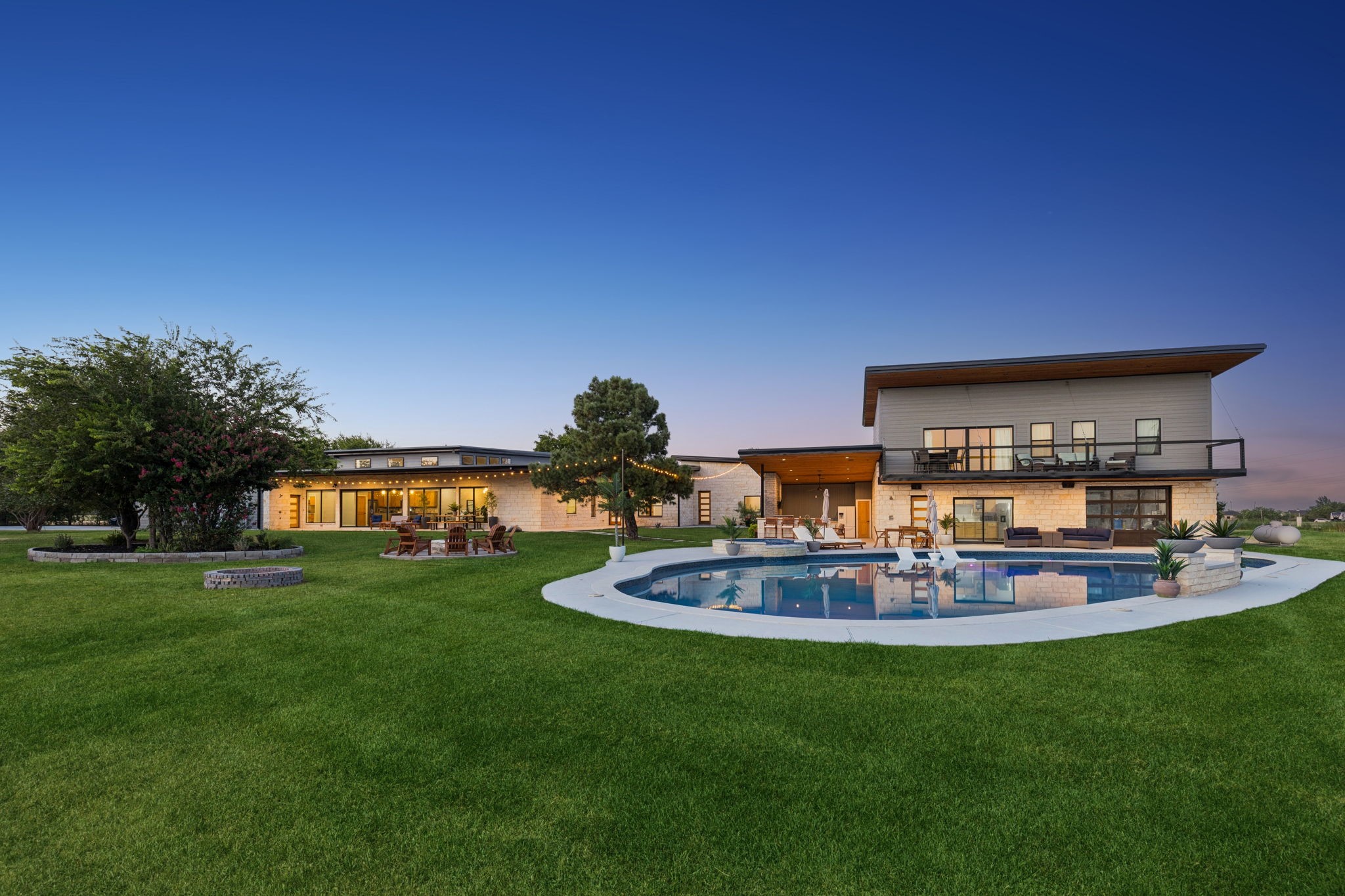 2216 Virginia Lane