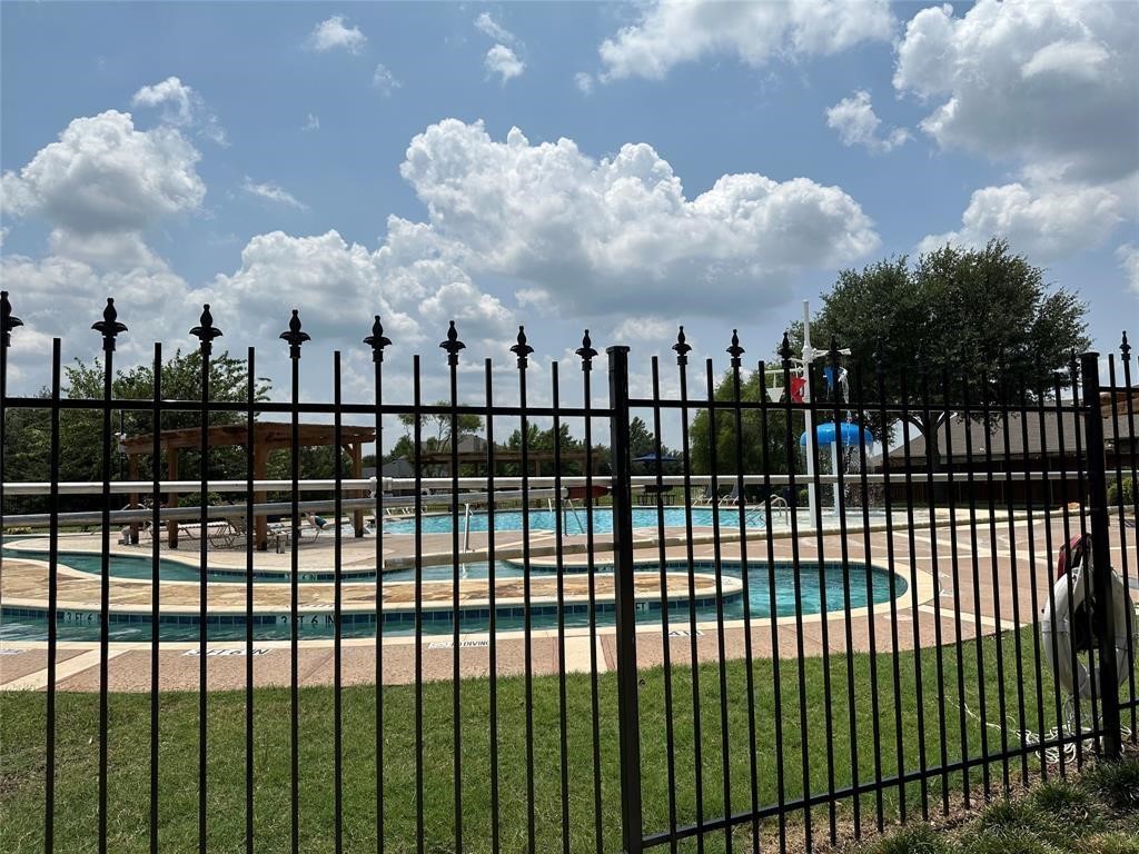 5733 Mirror Ridge Drive