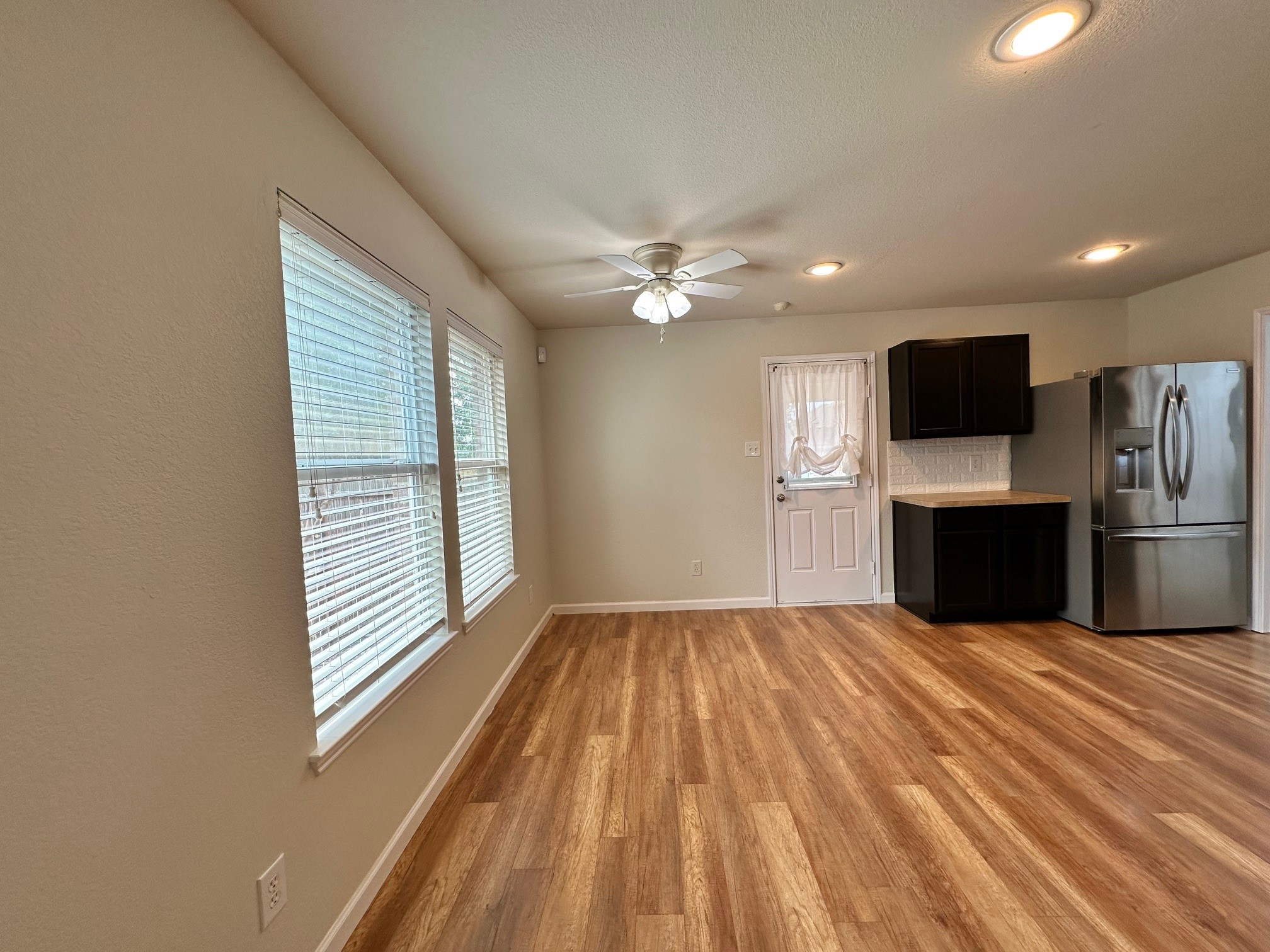 5733 Mirror Ridge Drive