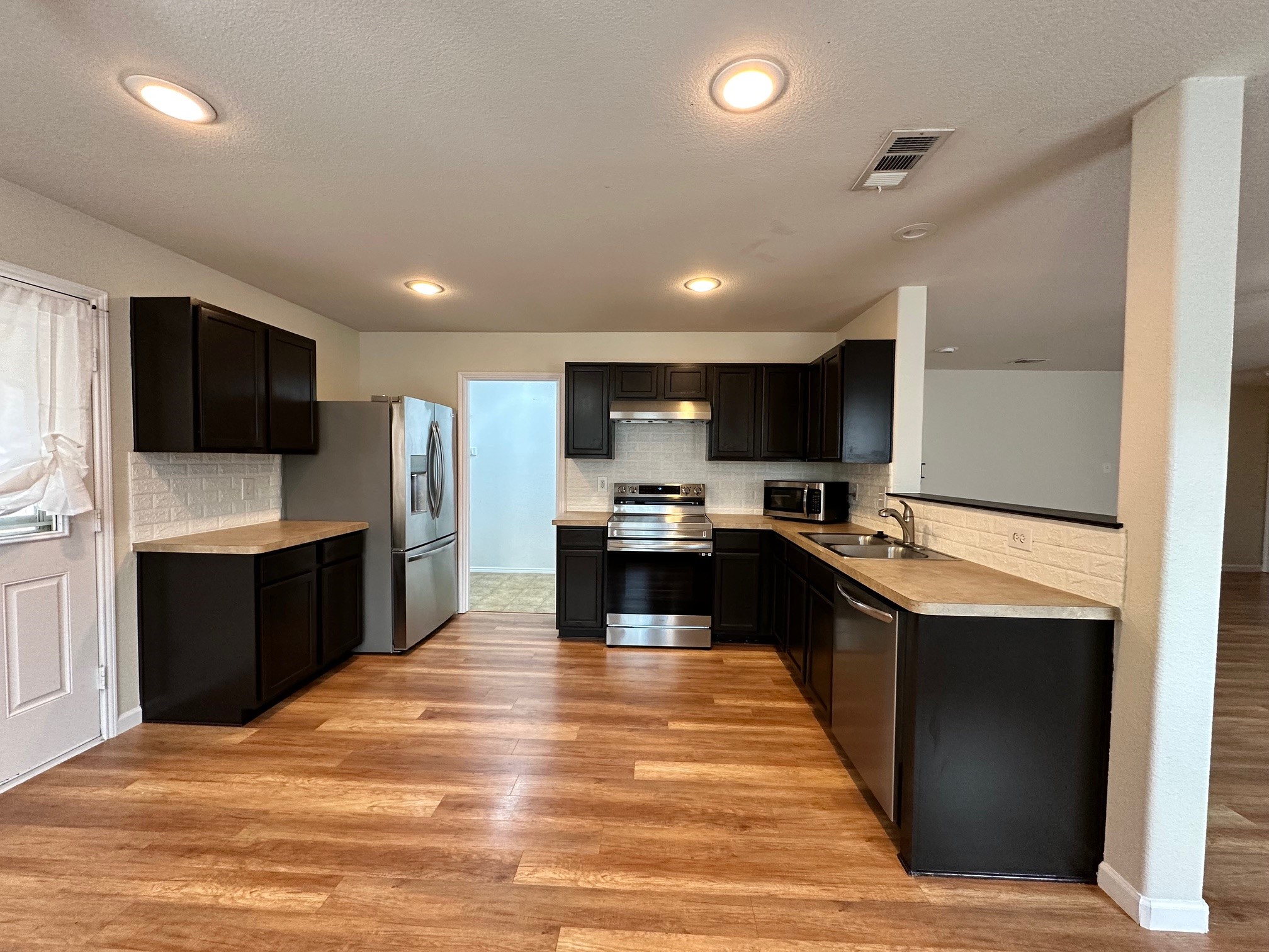 5733 Mirror Ridge Drive