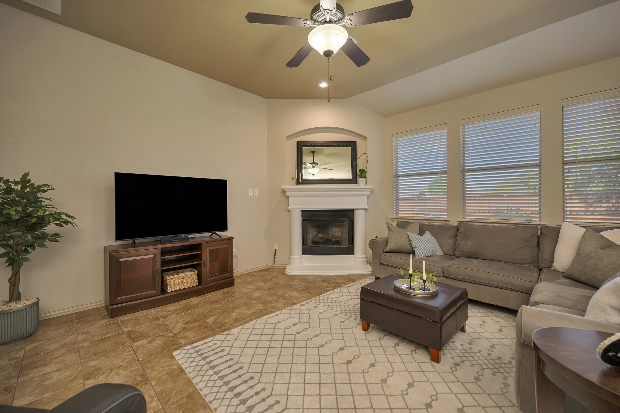 12745 Welsh Walk