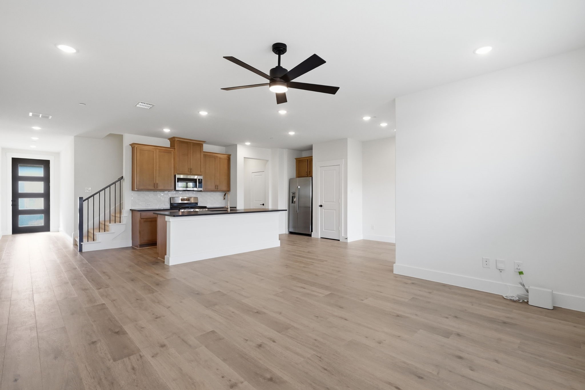 8852 Enclave Way
