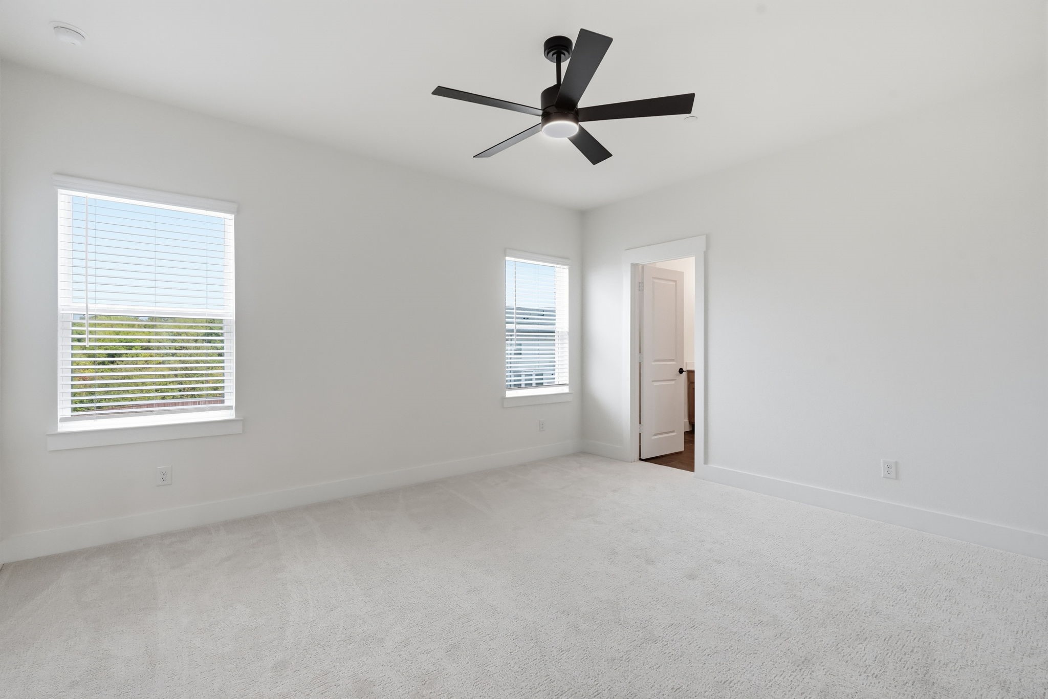 8852 Enclave Way