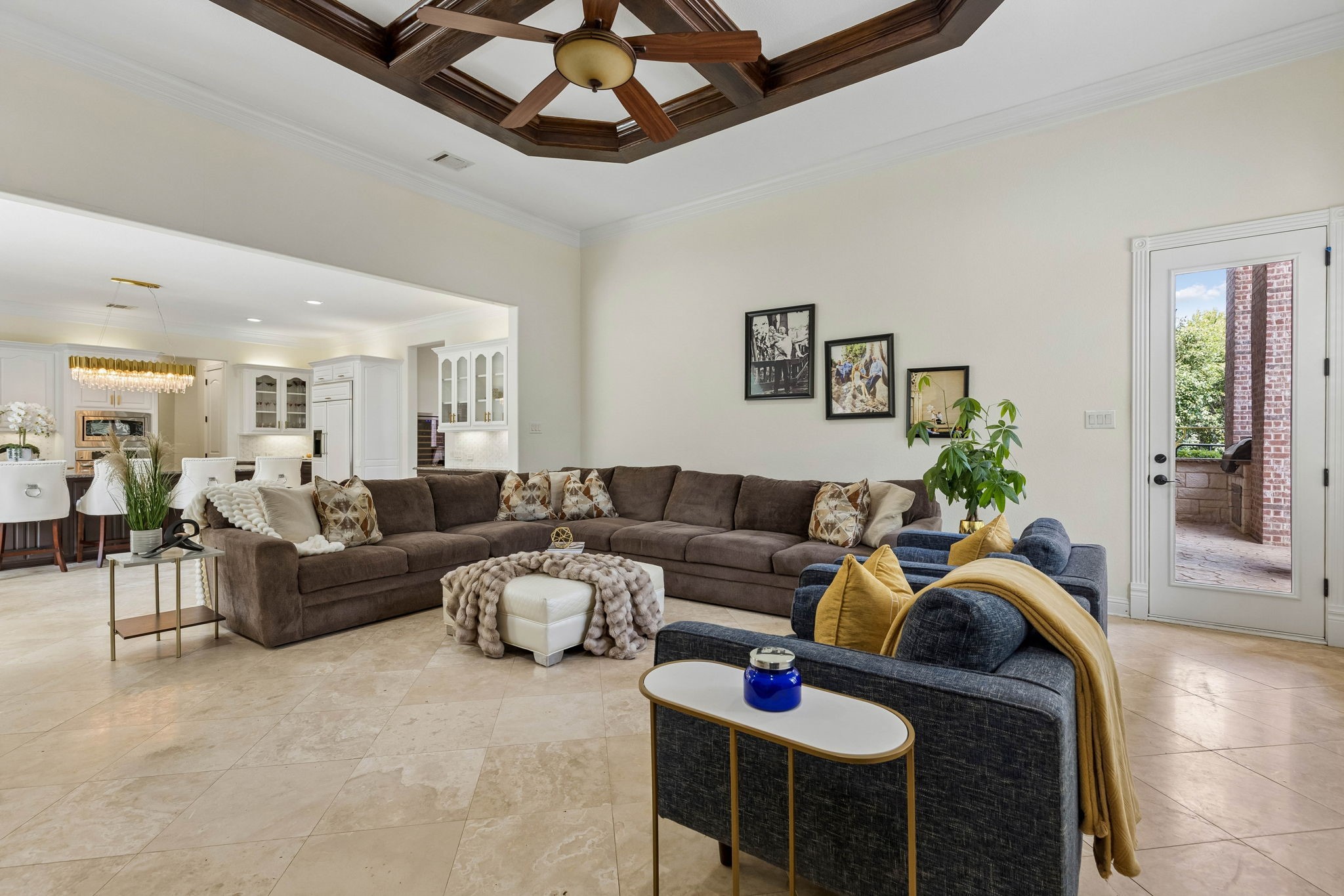 305 Corral Court