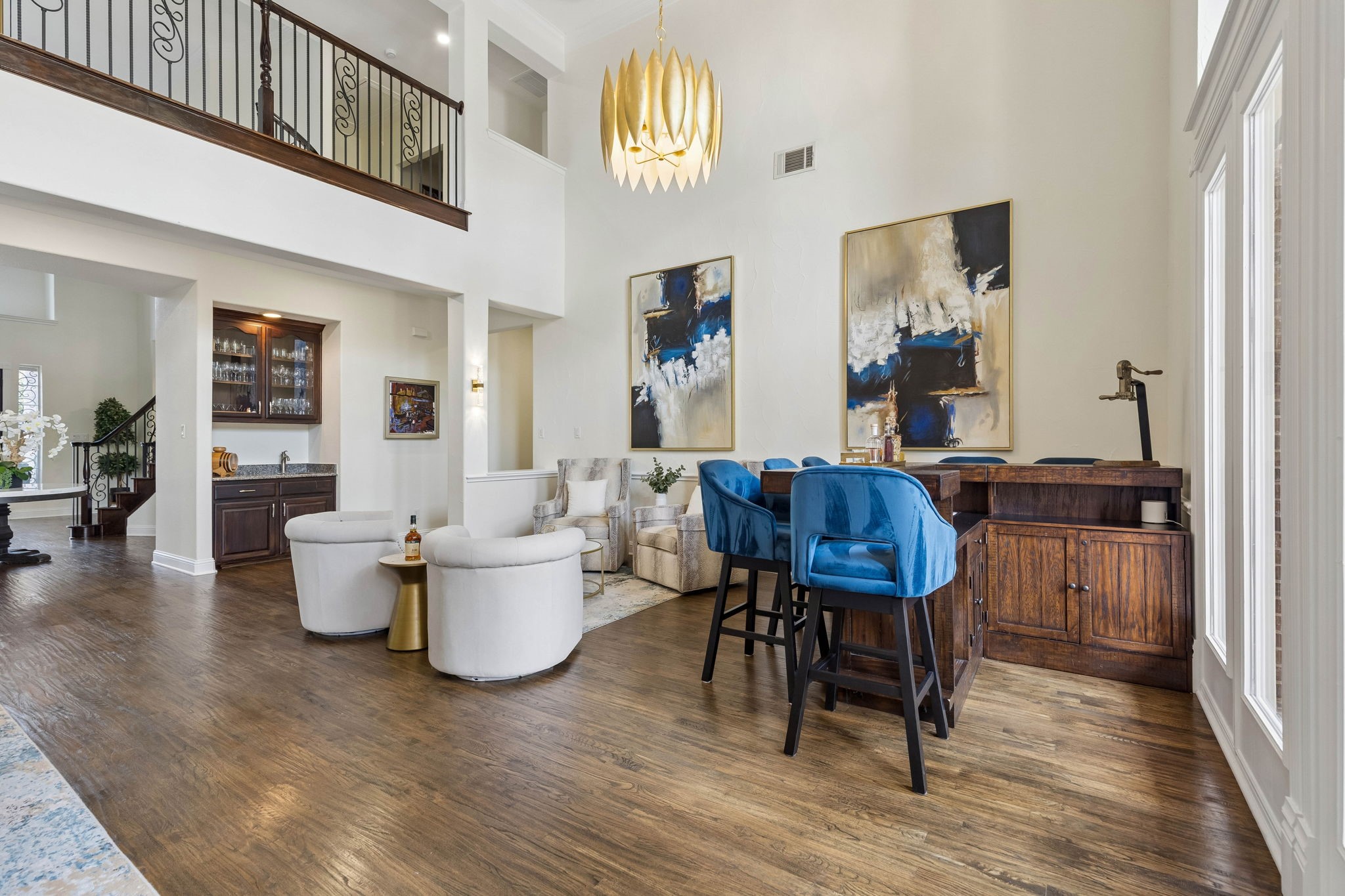 305 Corral Court