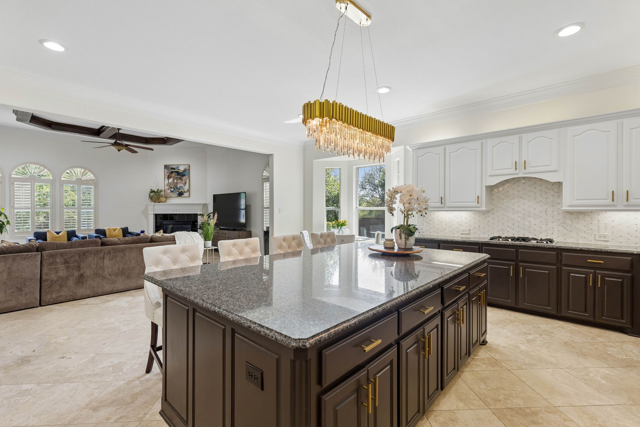 305 Corral Court