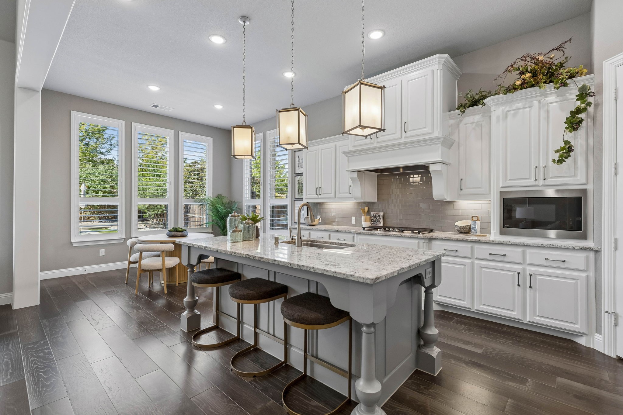 6635 Roughleaf Ridge Road