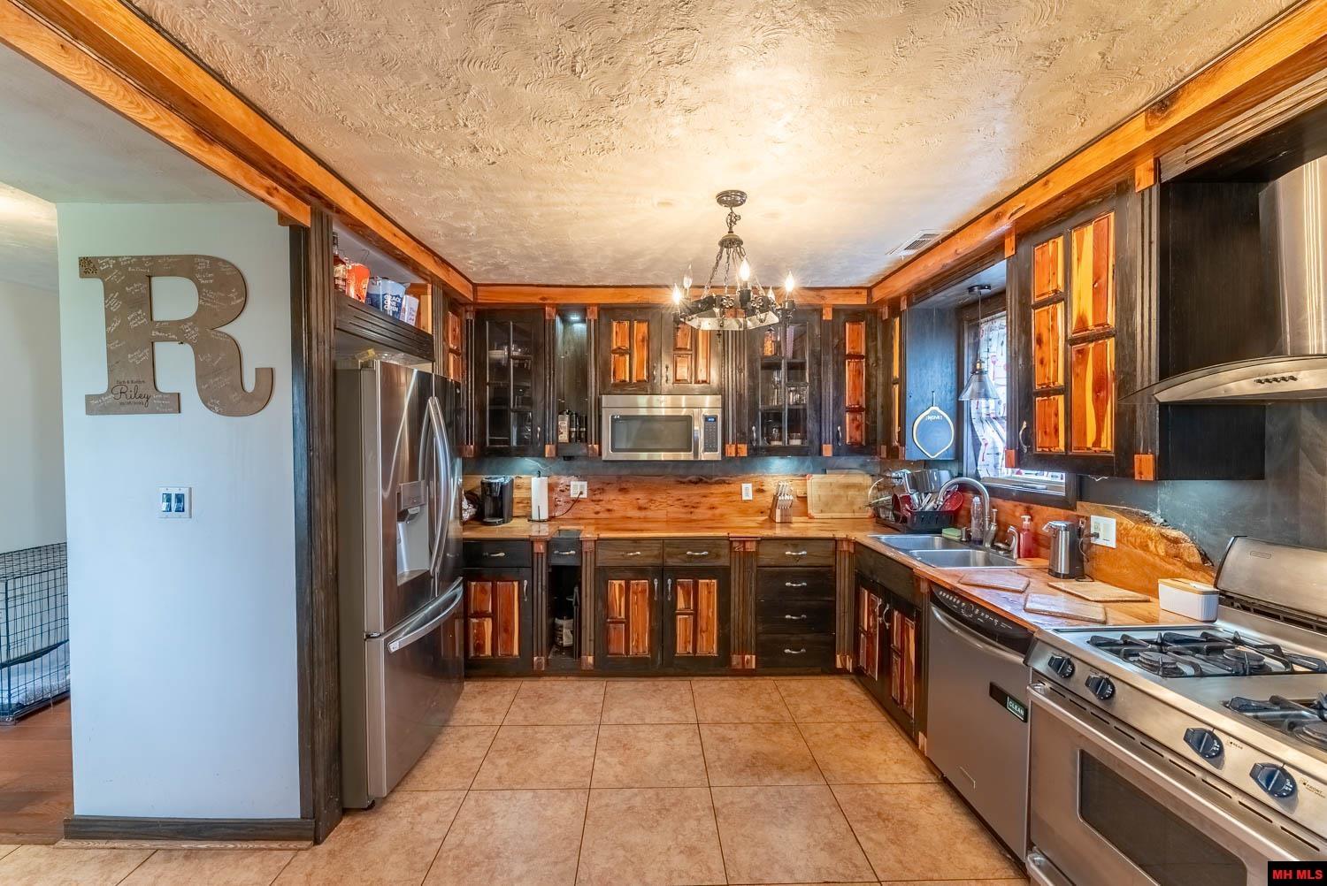 454 BUFORD ROAD