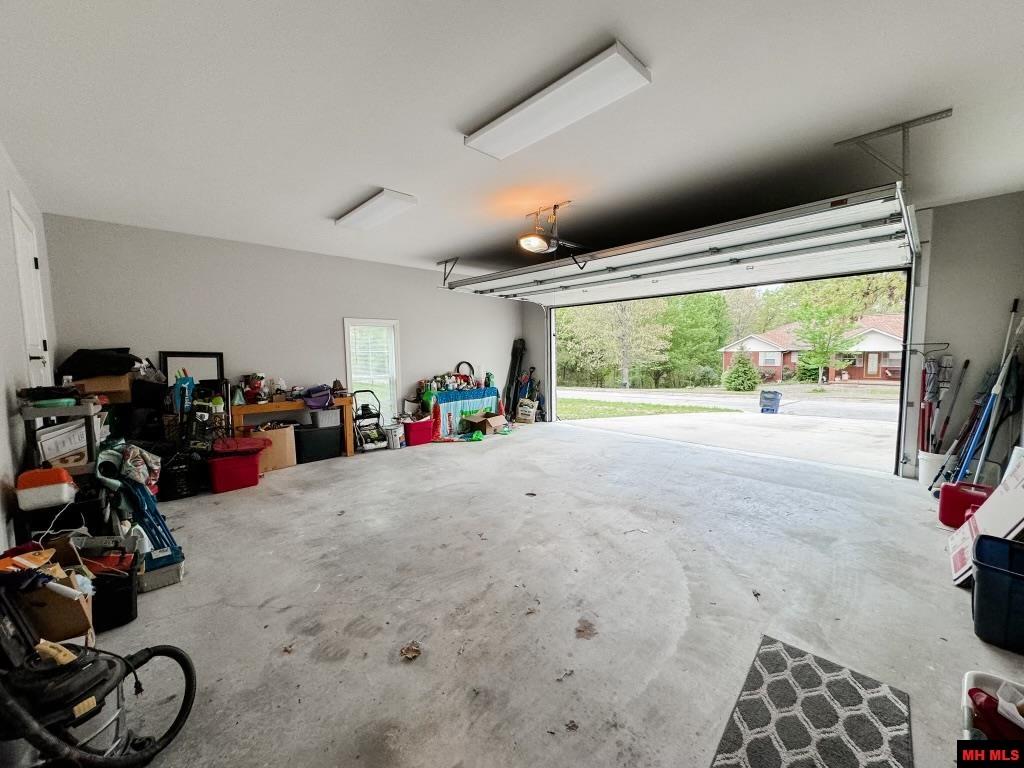 147 BRUIN COURT