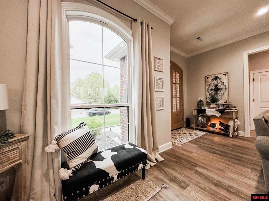 147 BRUIN COURT