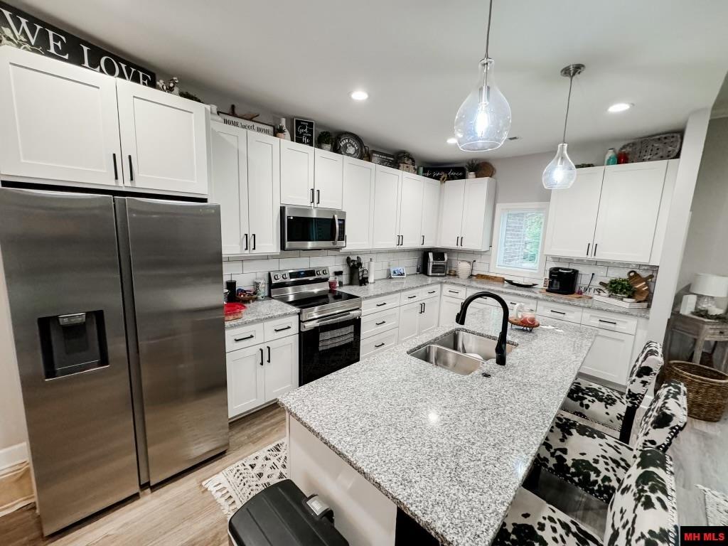 147 BRUIN COURT