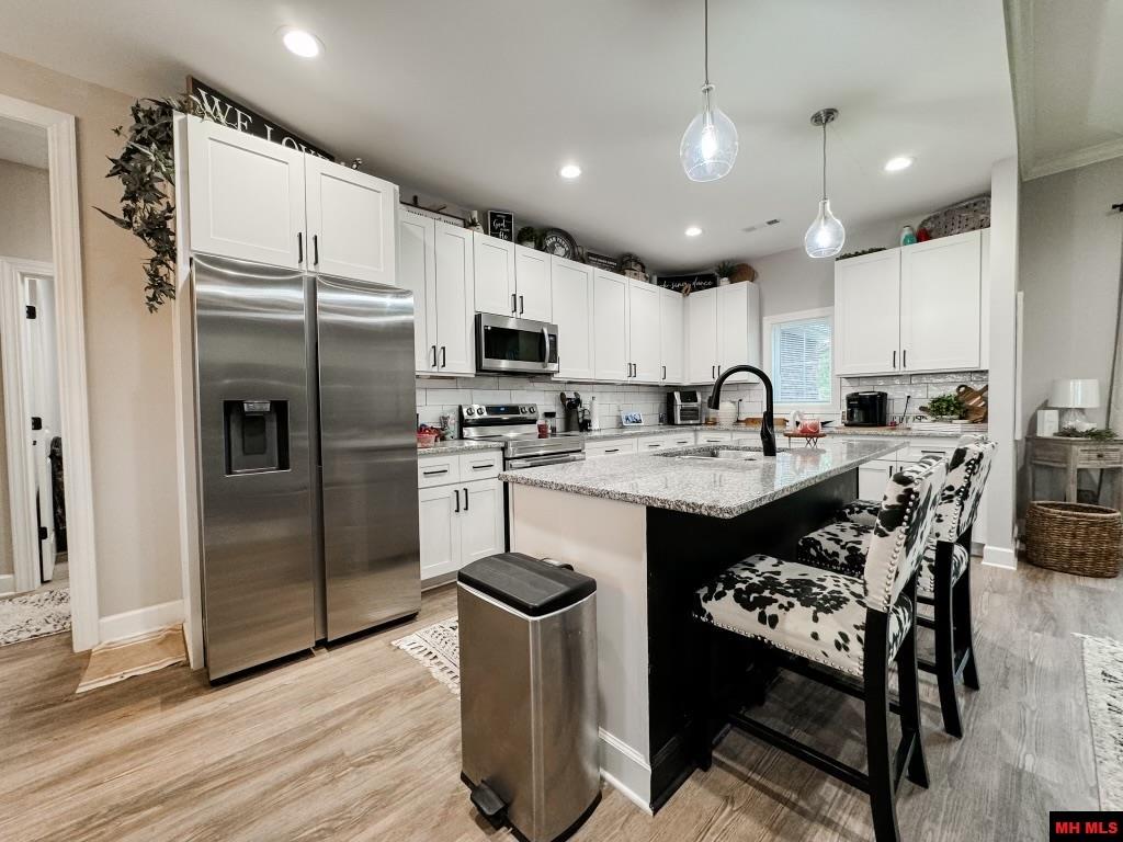 147 BRUIN COURT