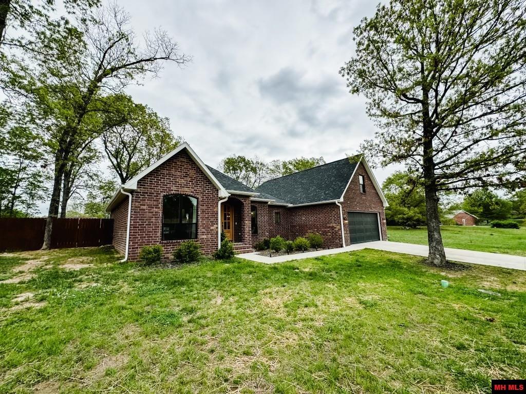 147 BRUIN COURT