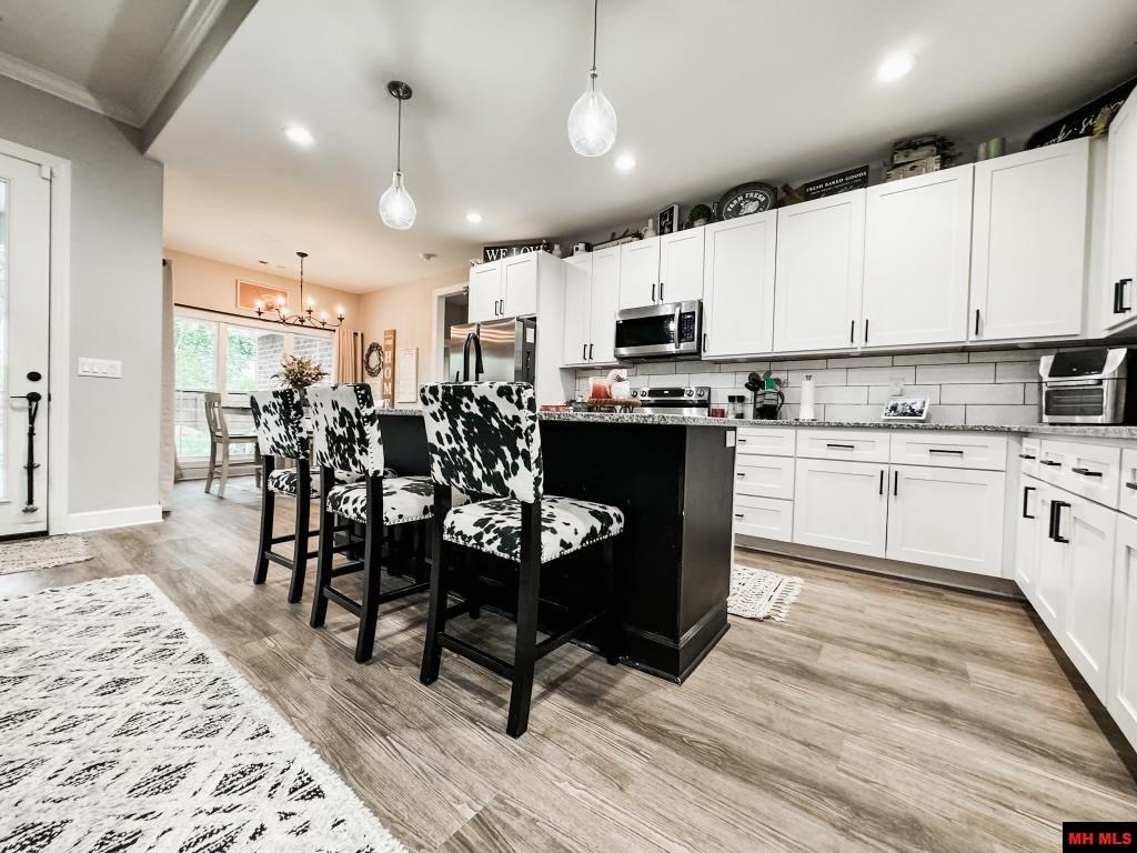 147 BRUIN COURT