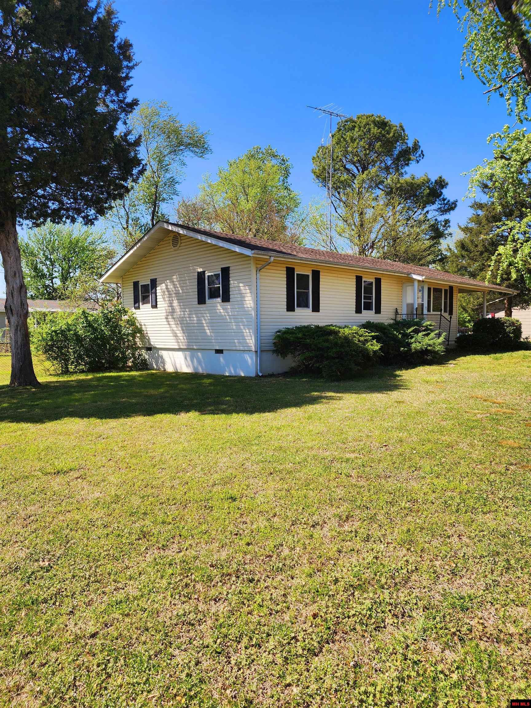 610 GENTRY STREET