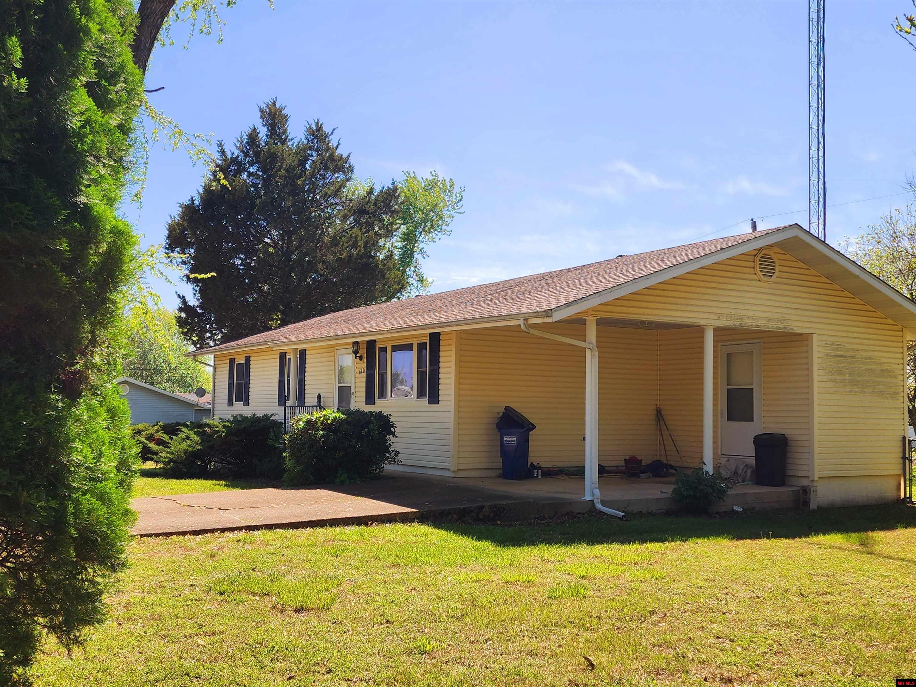 610 GENTRY STREET