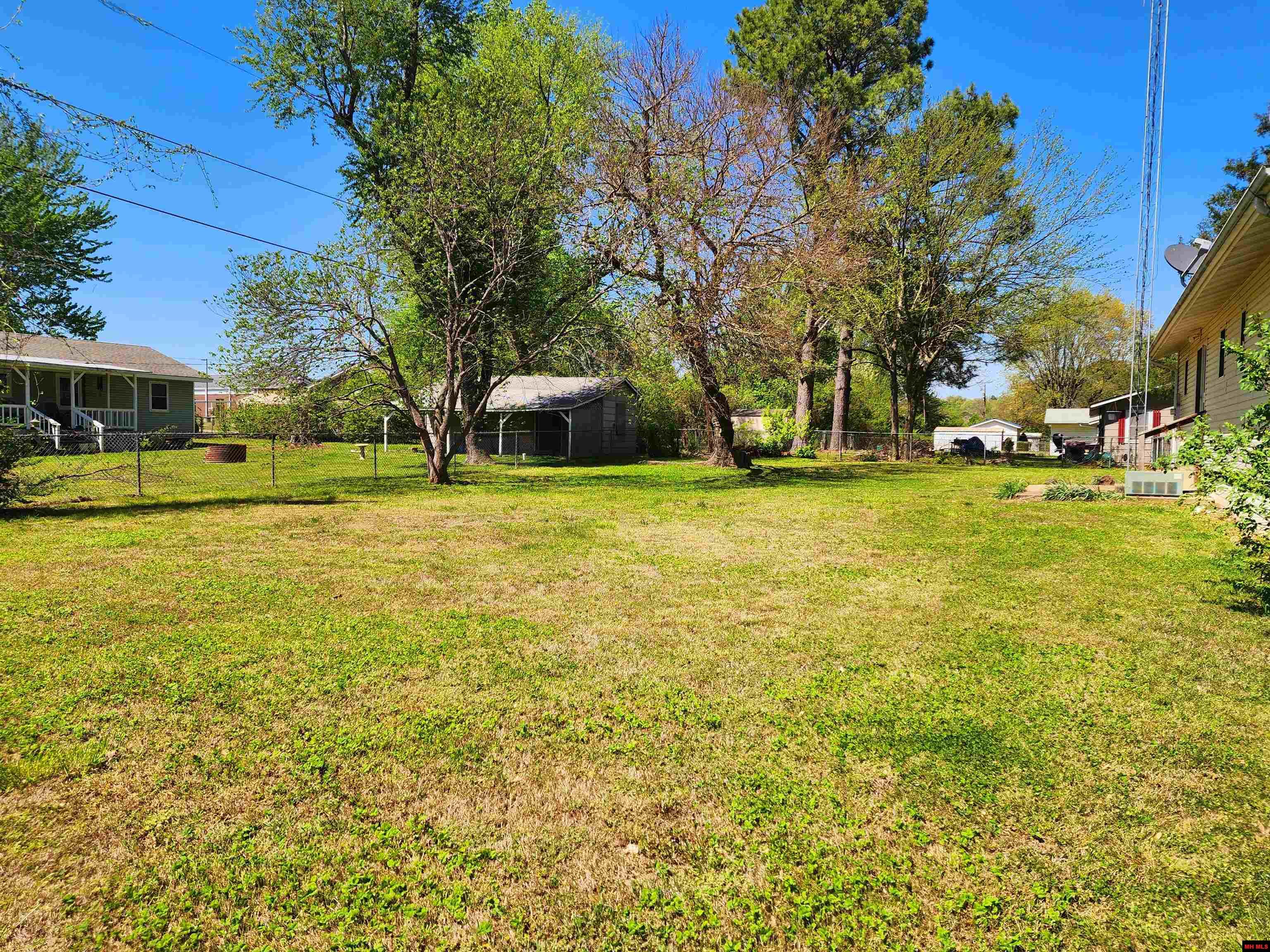 610 GENTRY STREET