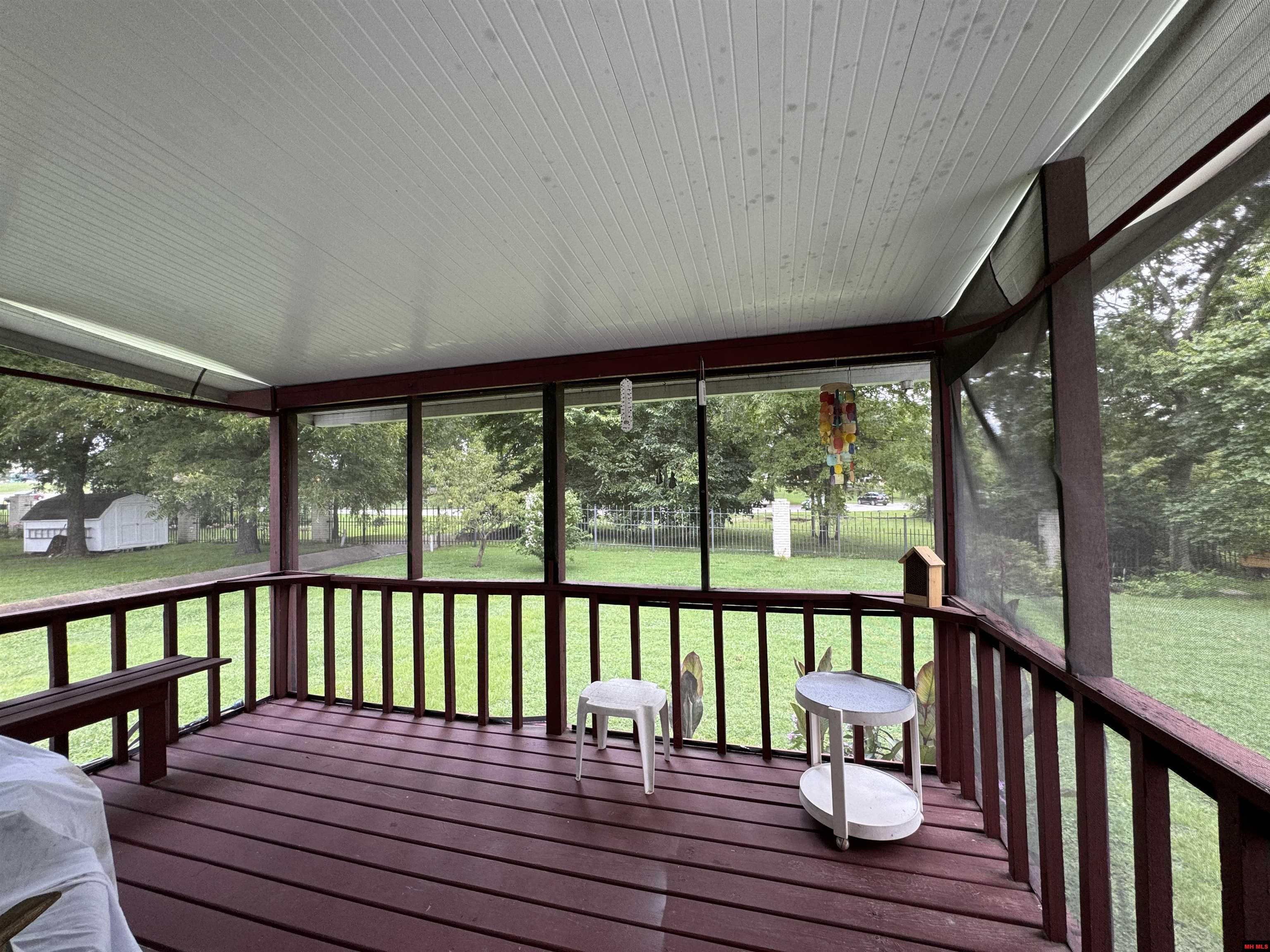 1106 OVERLOOK DRIVE