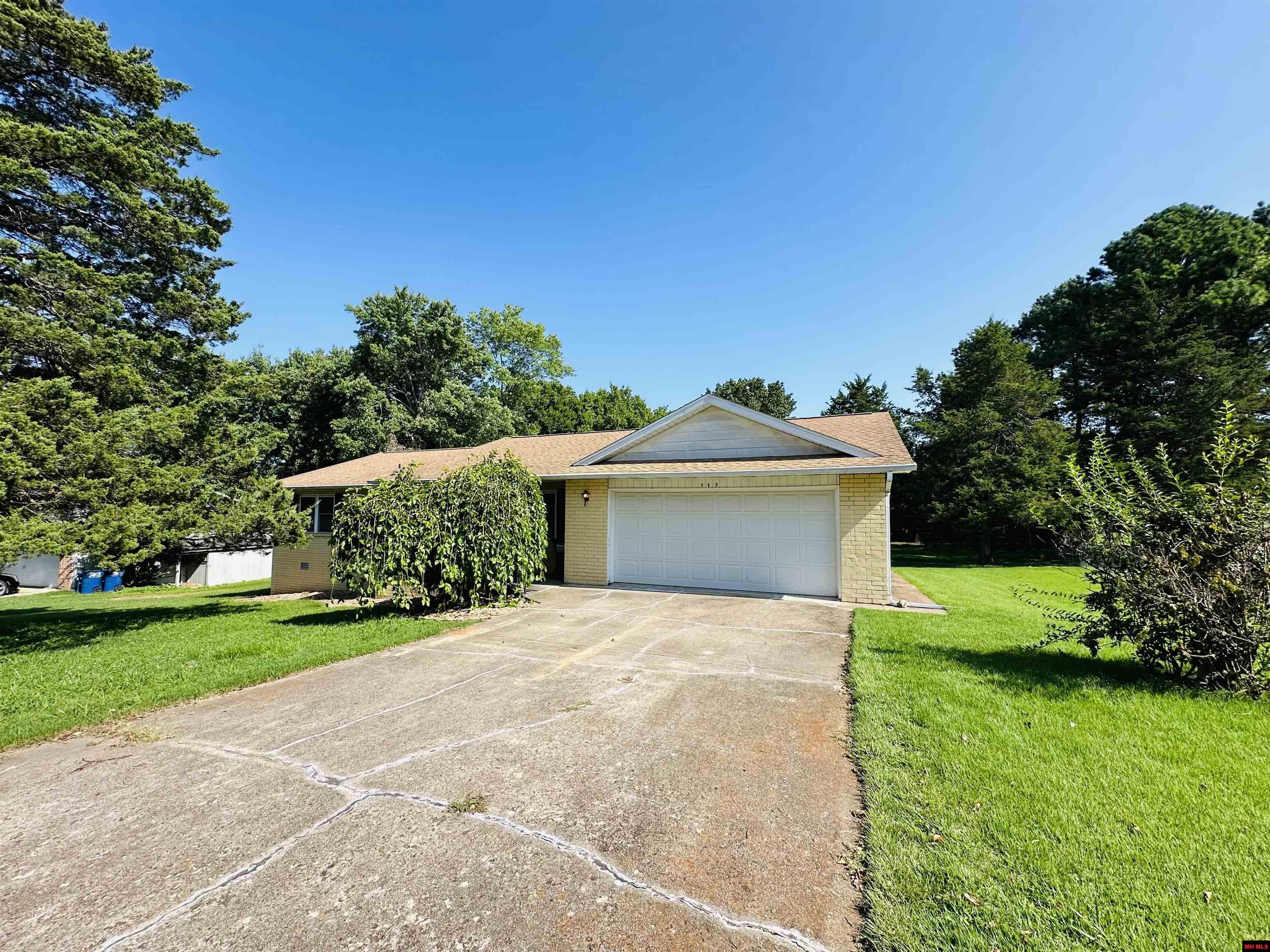 117 PARKVIEW CIRCLE