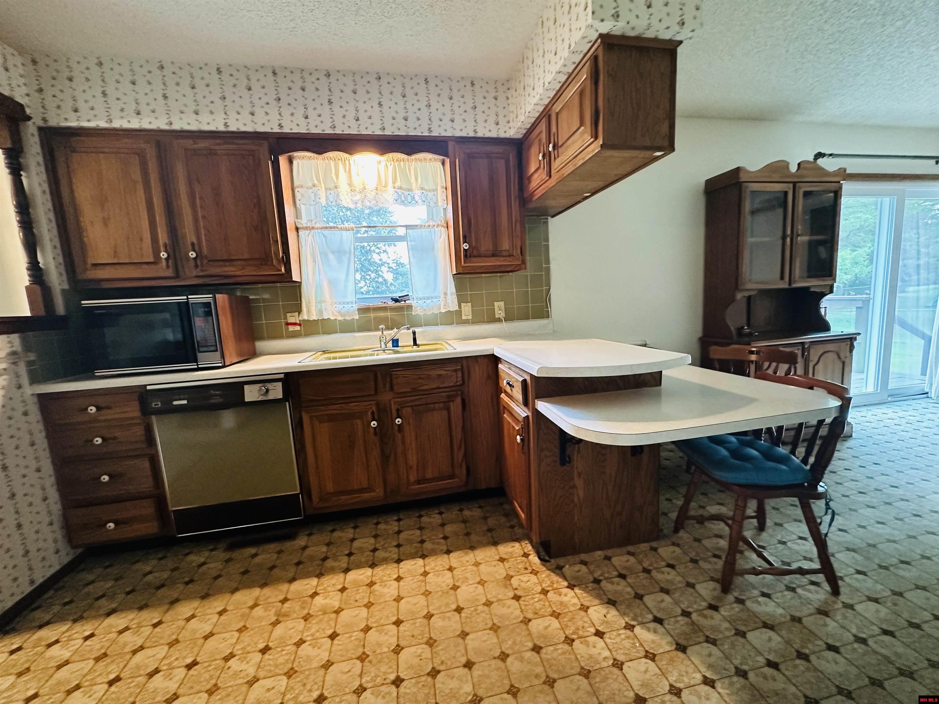 117 PARKVIEW CIRCLE