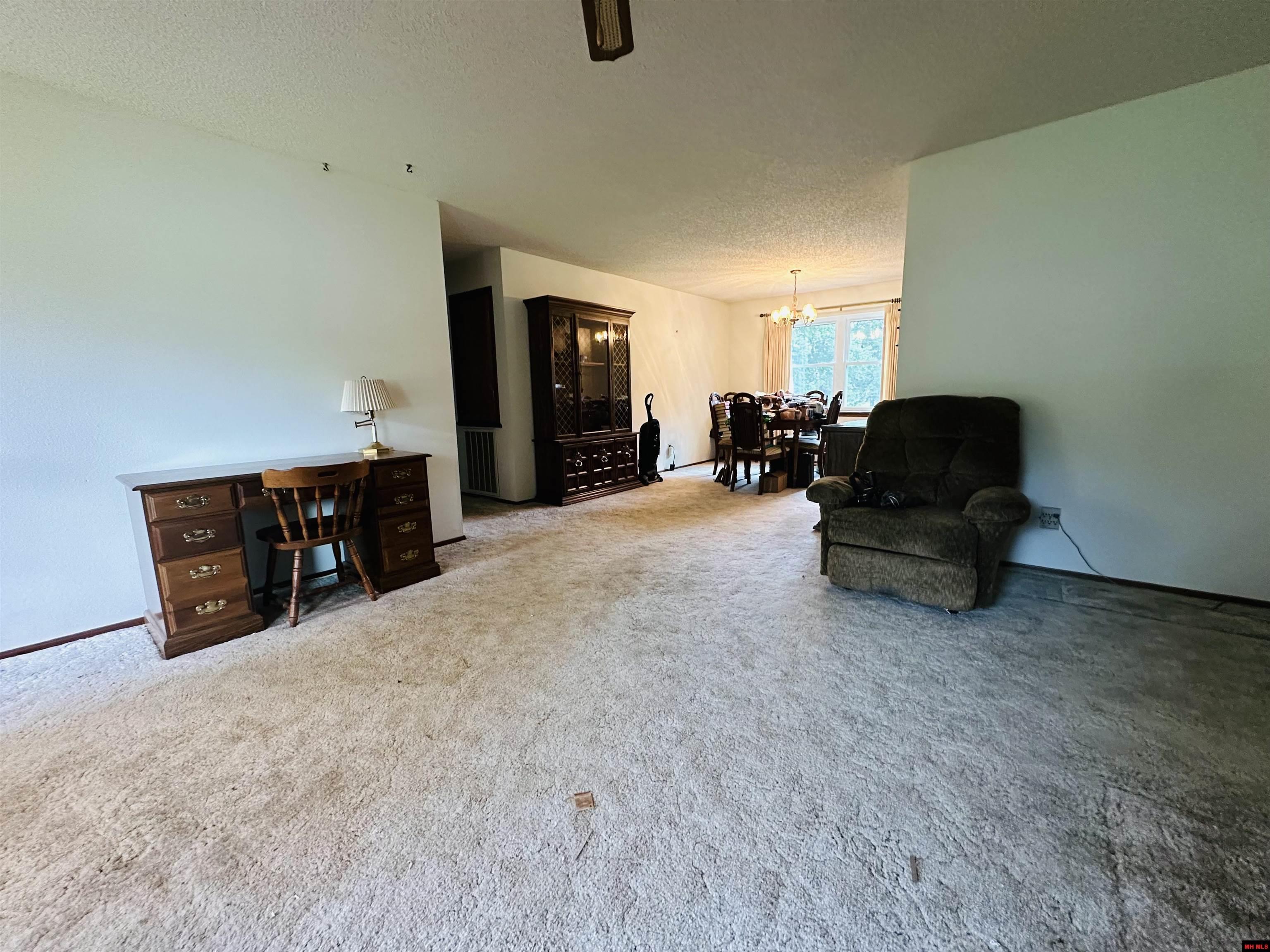 117 PARKVIEW CIRCLE