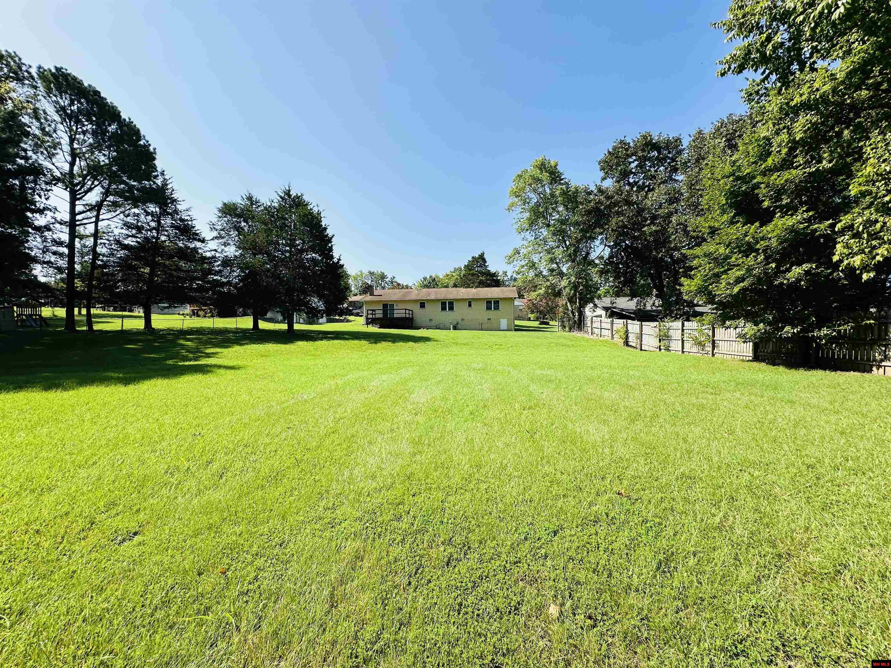 117 PARKVIEW CIRCLE