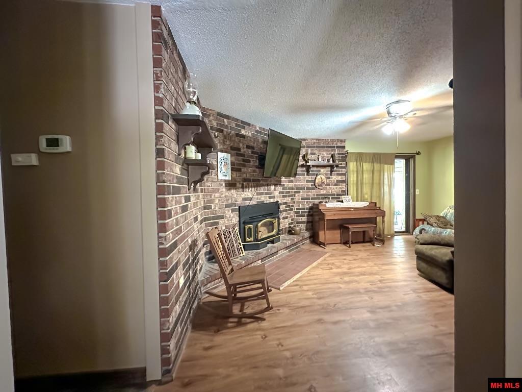 47 CHAPERAL DRIVE