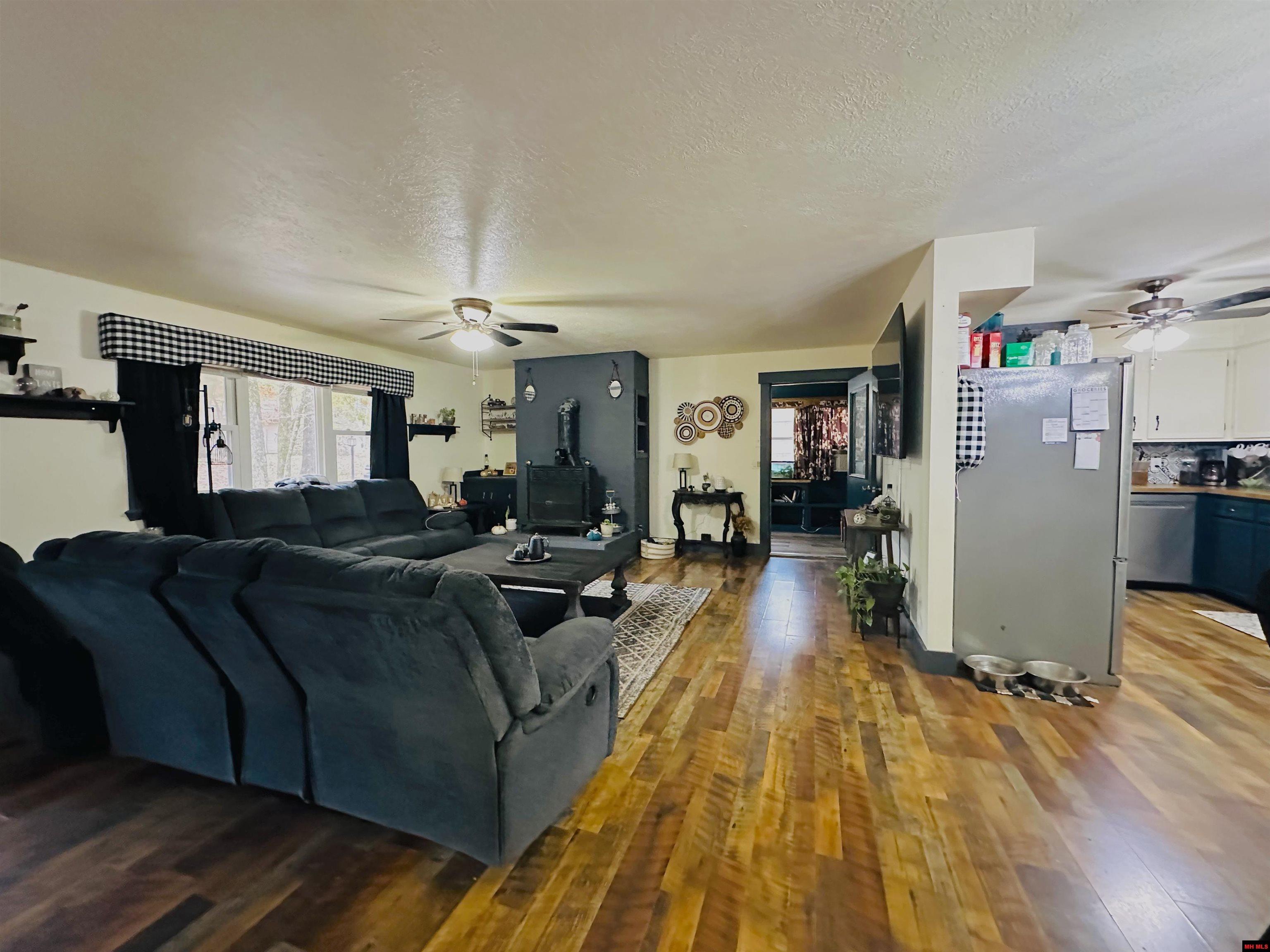 64 OTTAWA LANE