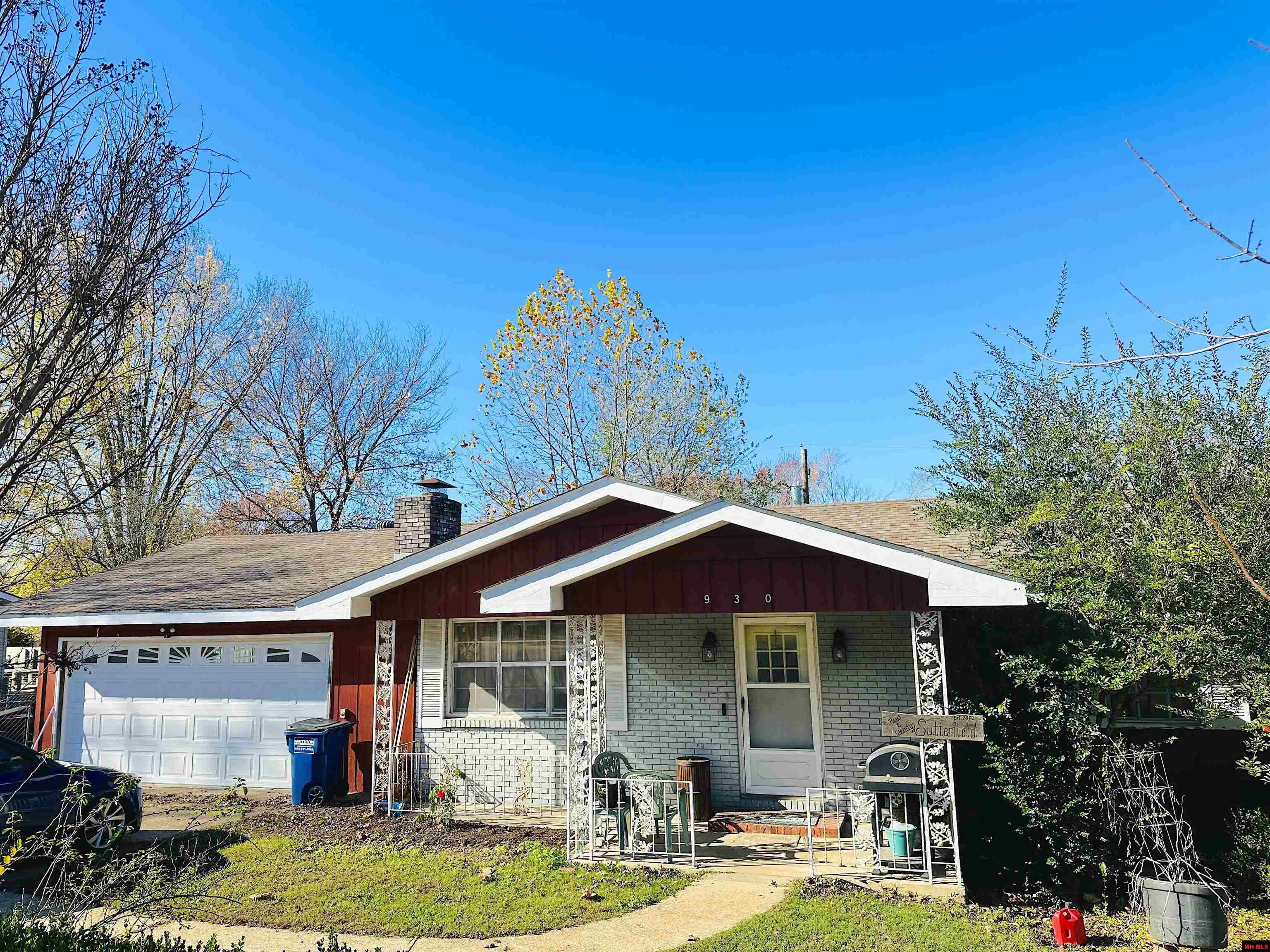 930 WAVERLY ROAD
