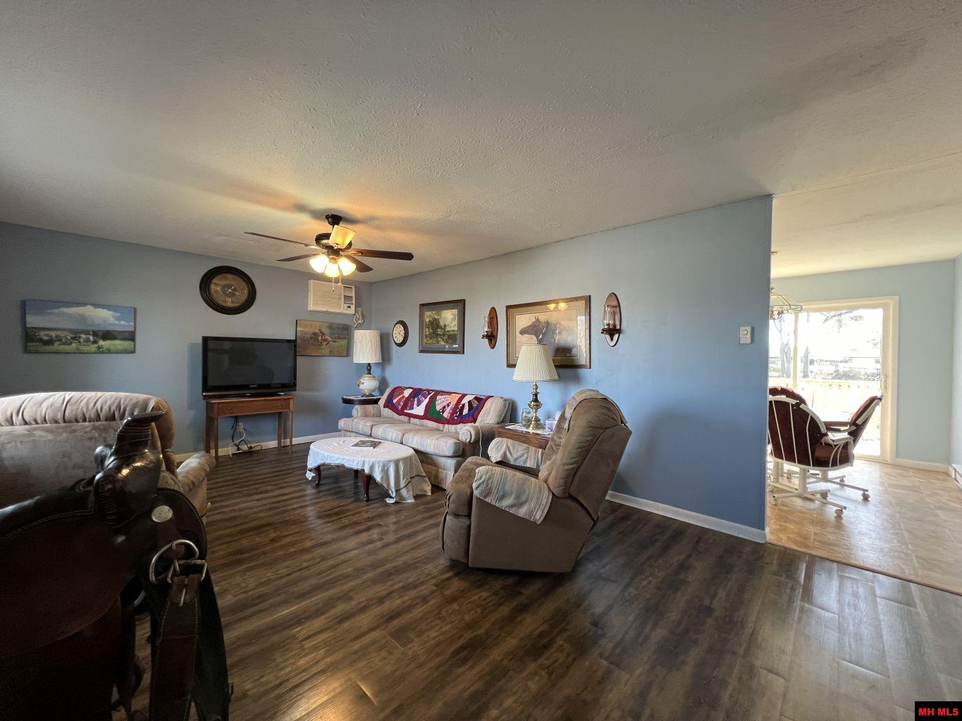 6696 HWY 62 WEST