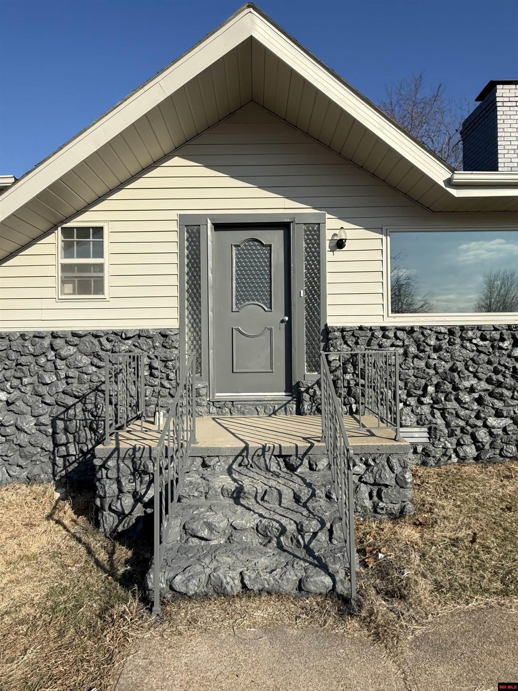 93 VOORHEIS DRIVE