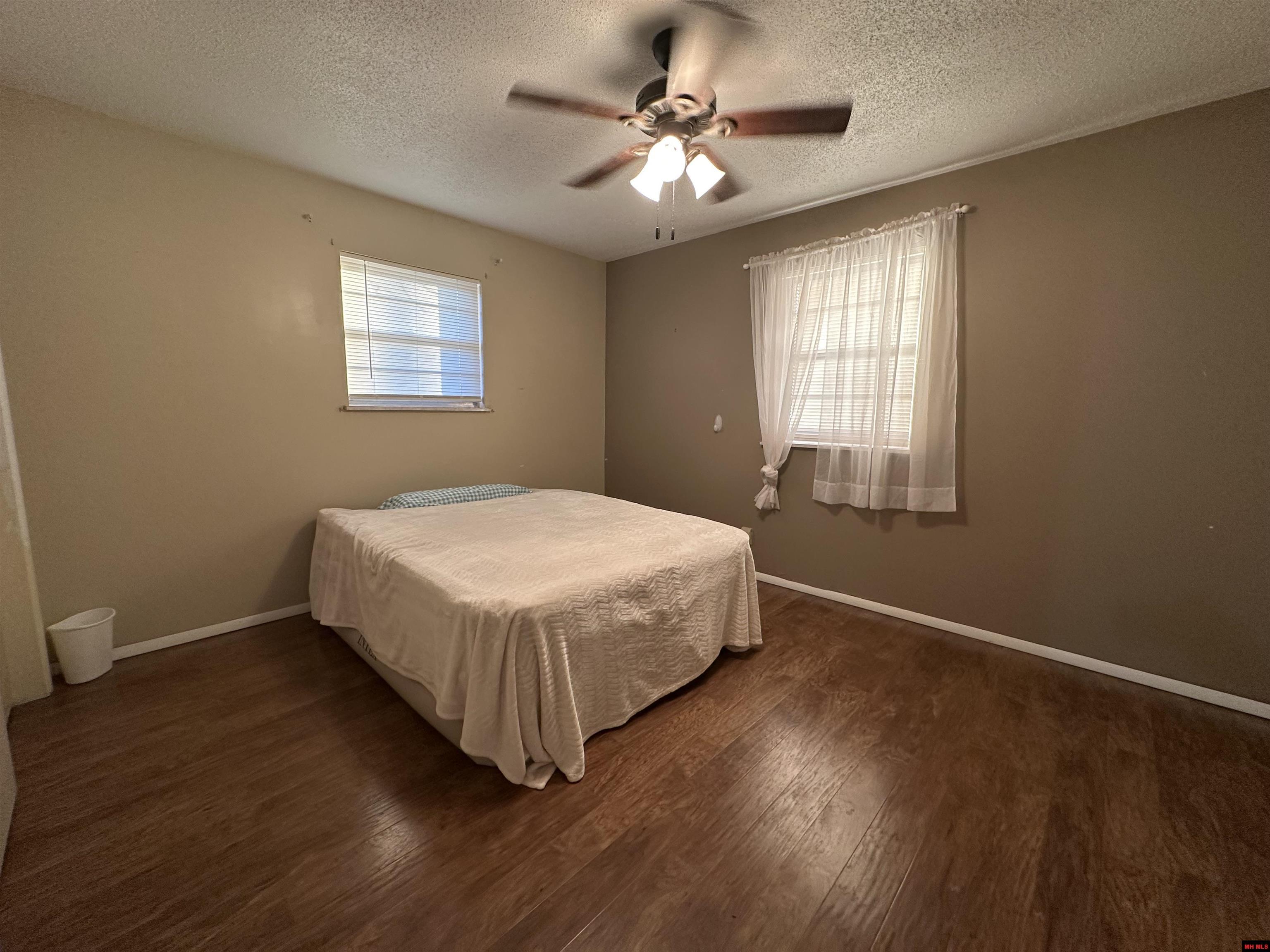420 E 4TH STREET