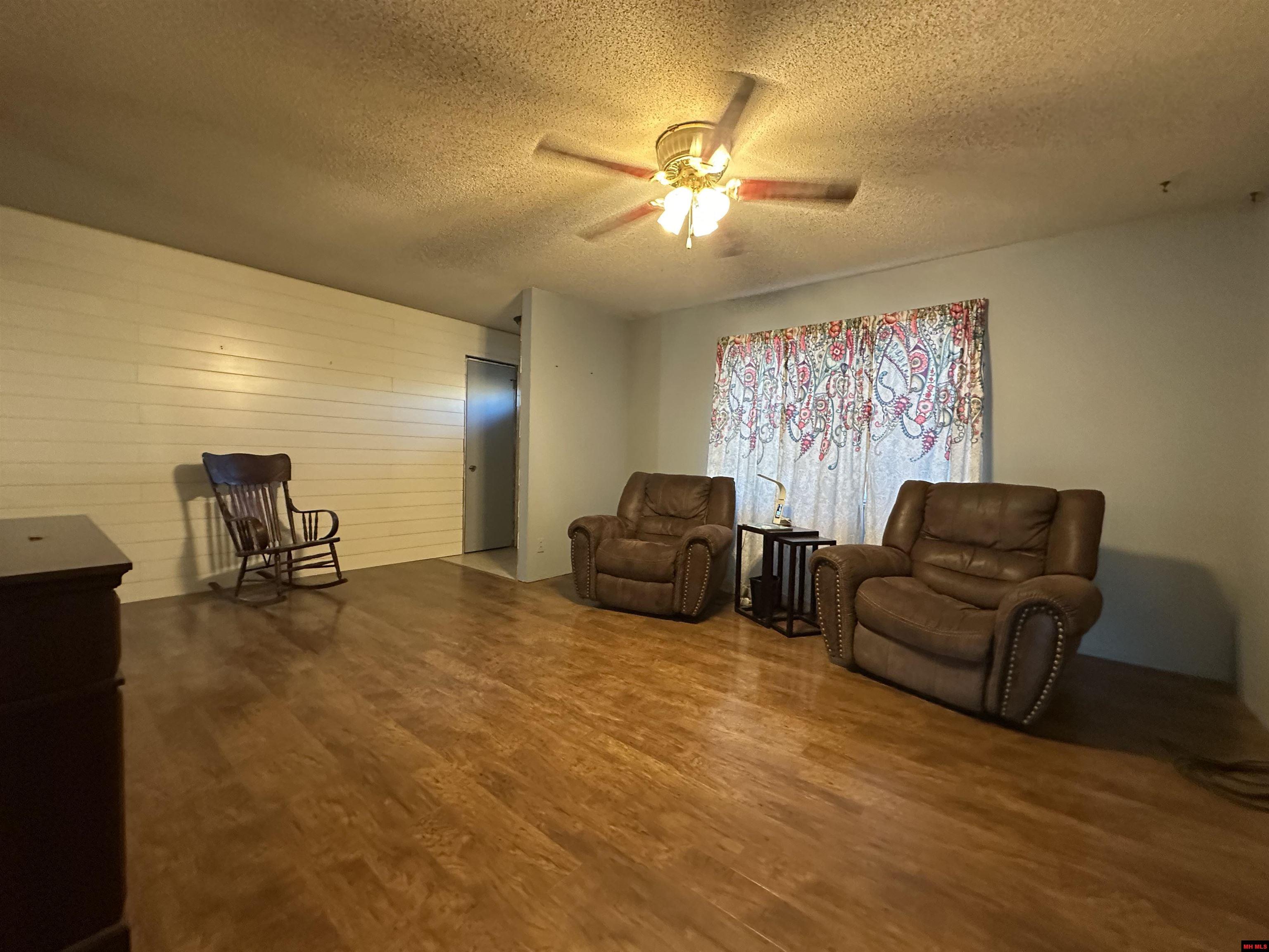 420 E 4TH STREET