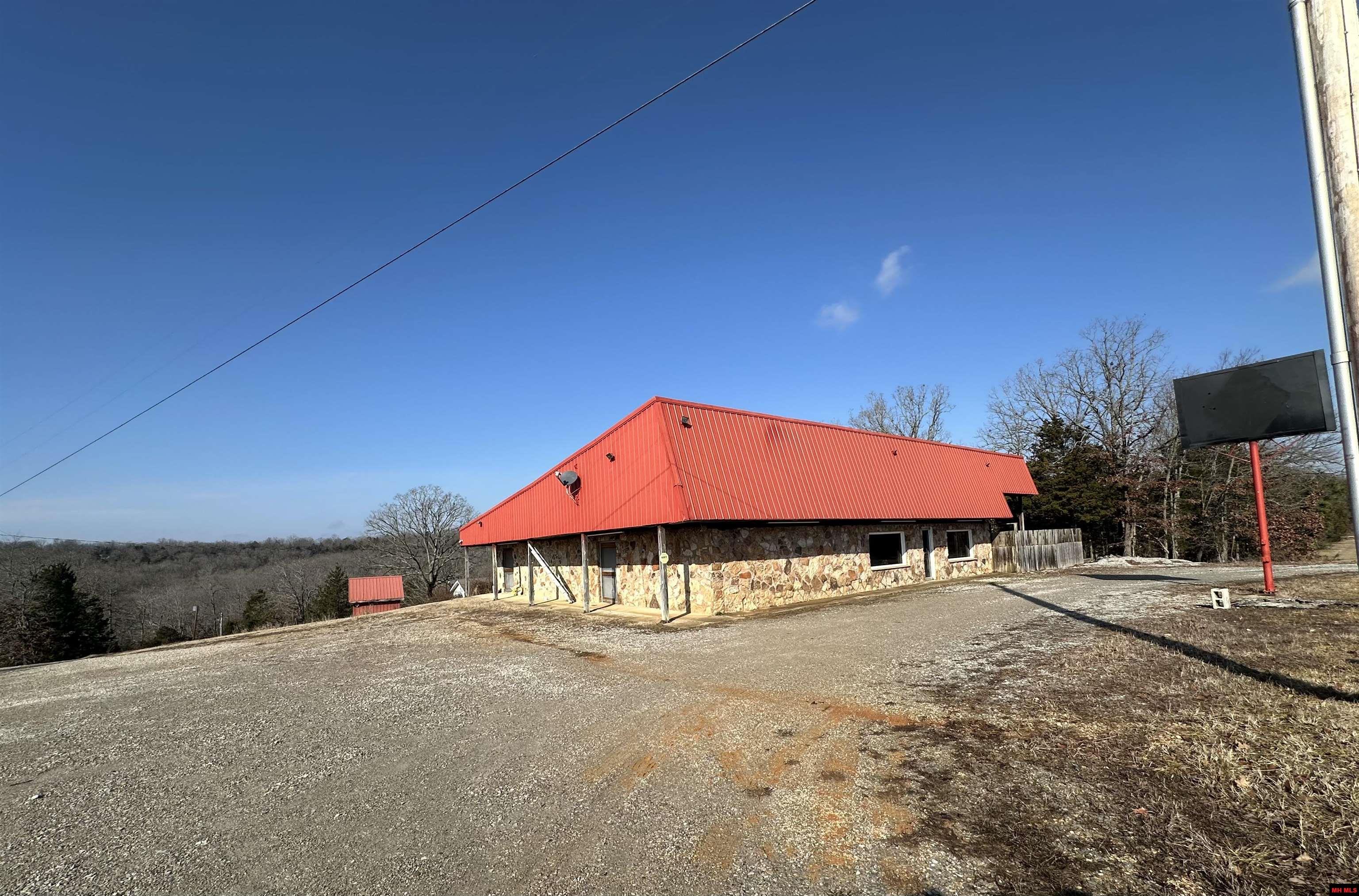 4072 HWY 101
