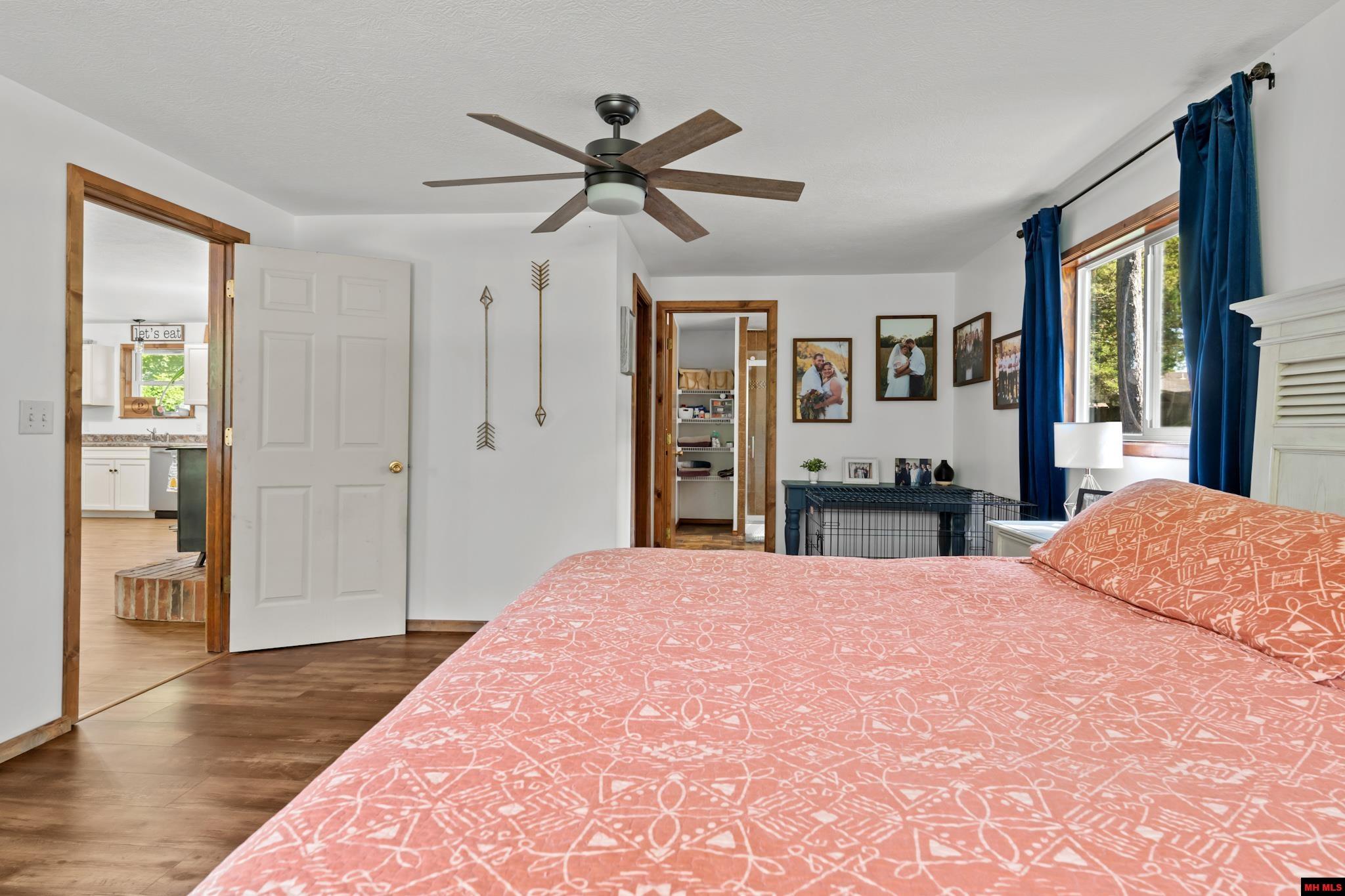 1308 HOLLYHOCK LANE